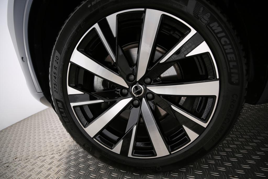 VOLVO XC90 2.0 B5 MH Plus Bright AWD-image-5