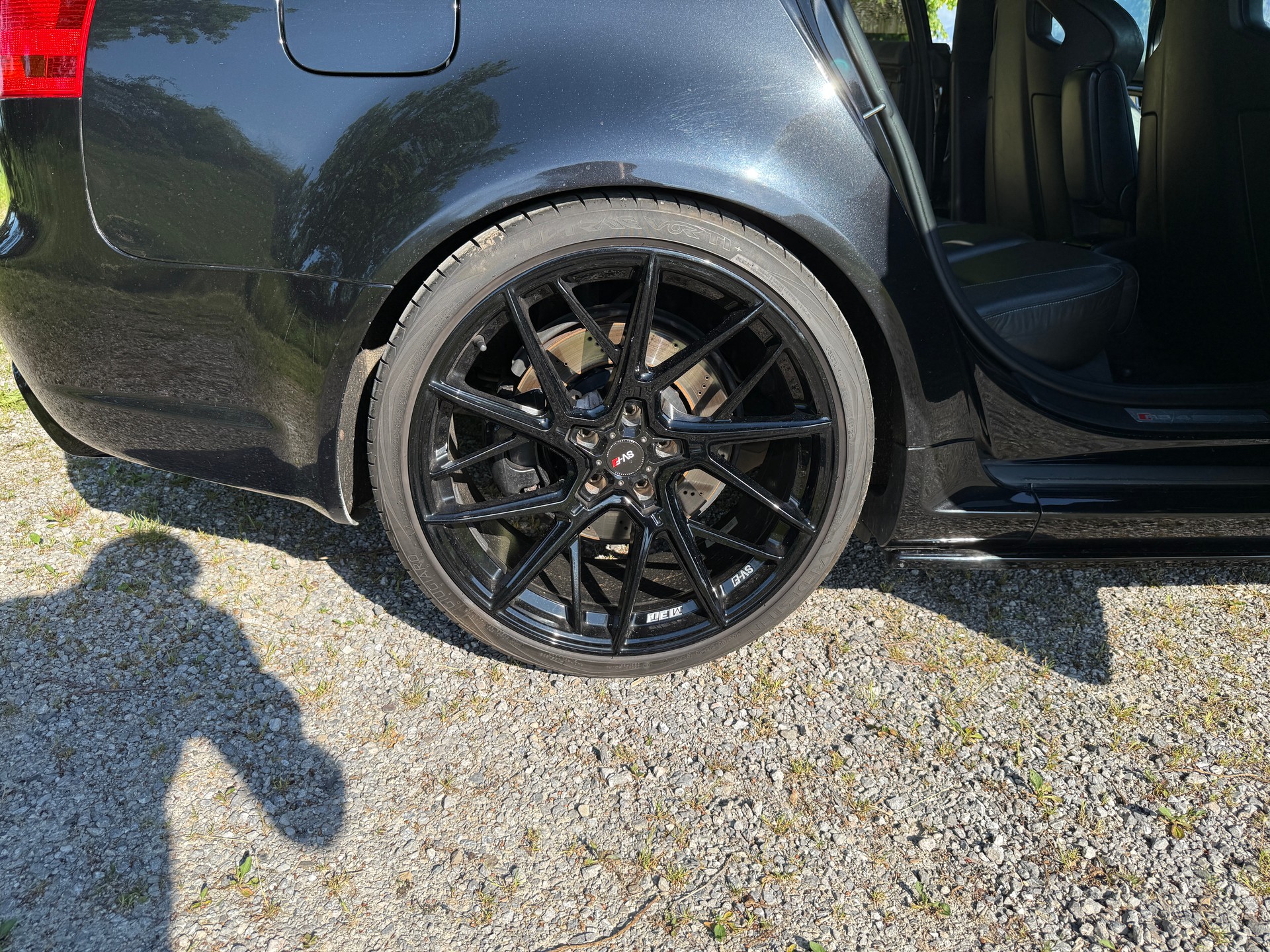 AUDI 4.2 V8 quattro-image-7