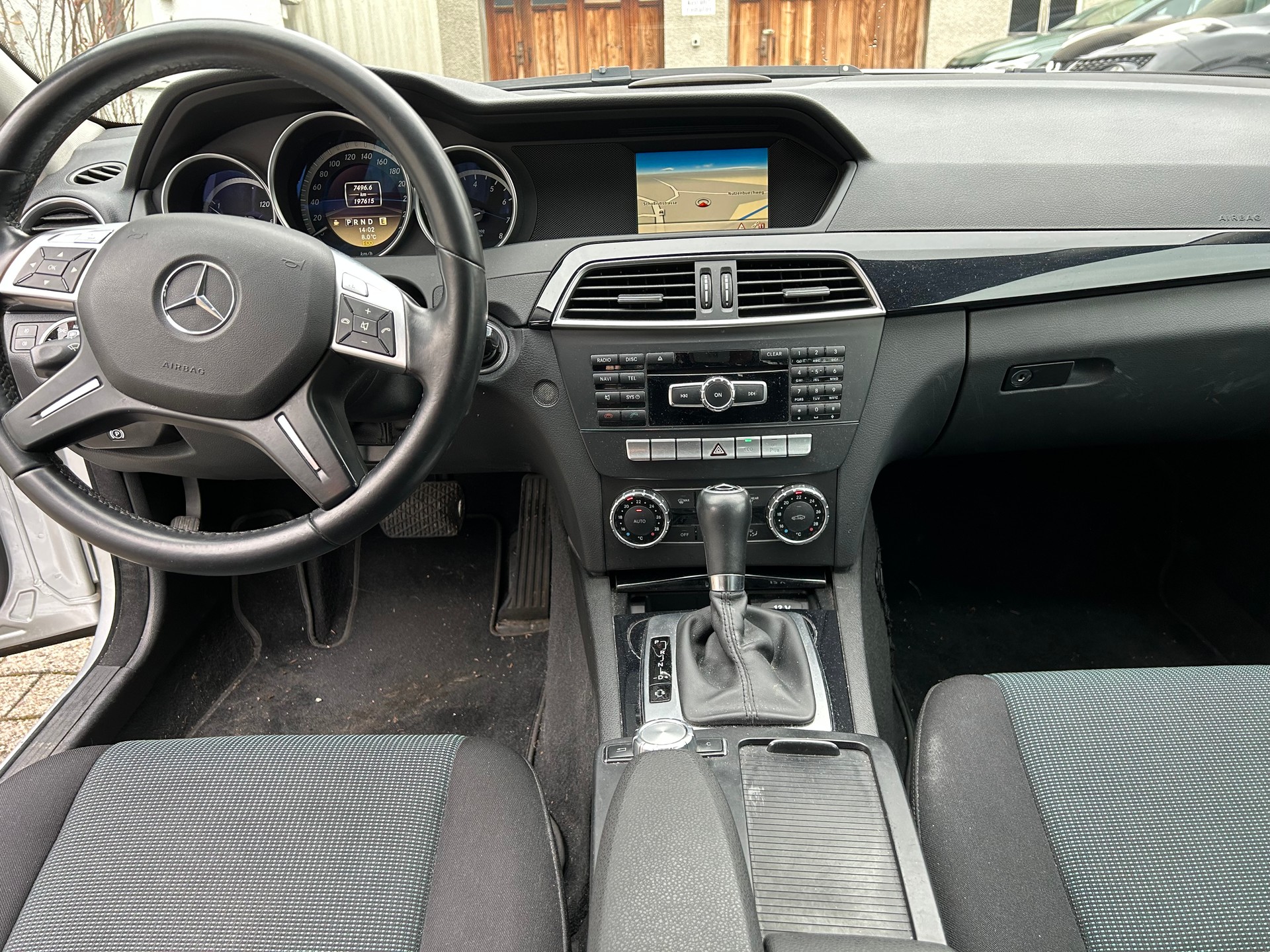 MERCEDES-BENZ C 200 7G-Tronic-image-9