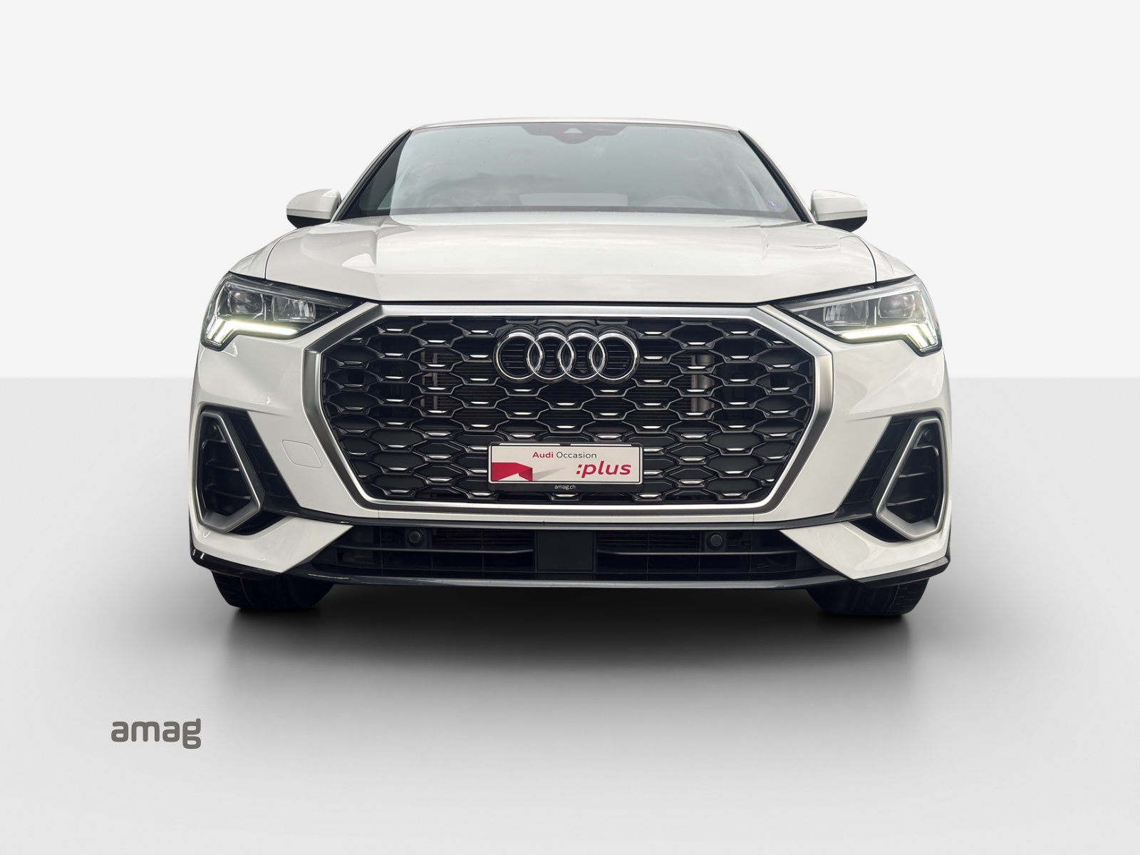 AUDI Q3 Sportback 45 TFSI e S line S-tronic-image-7
