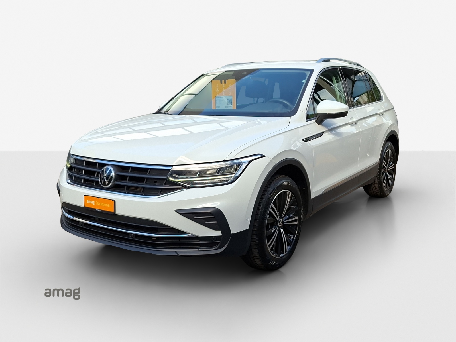 VW Tiguan 2.0TSI Life 4Motion DSG-image-0