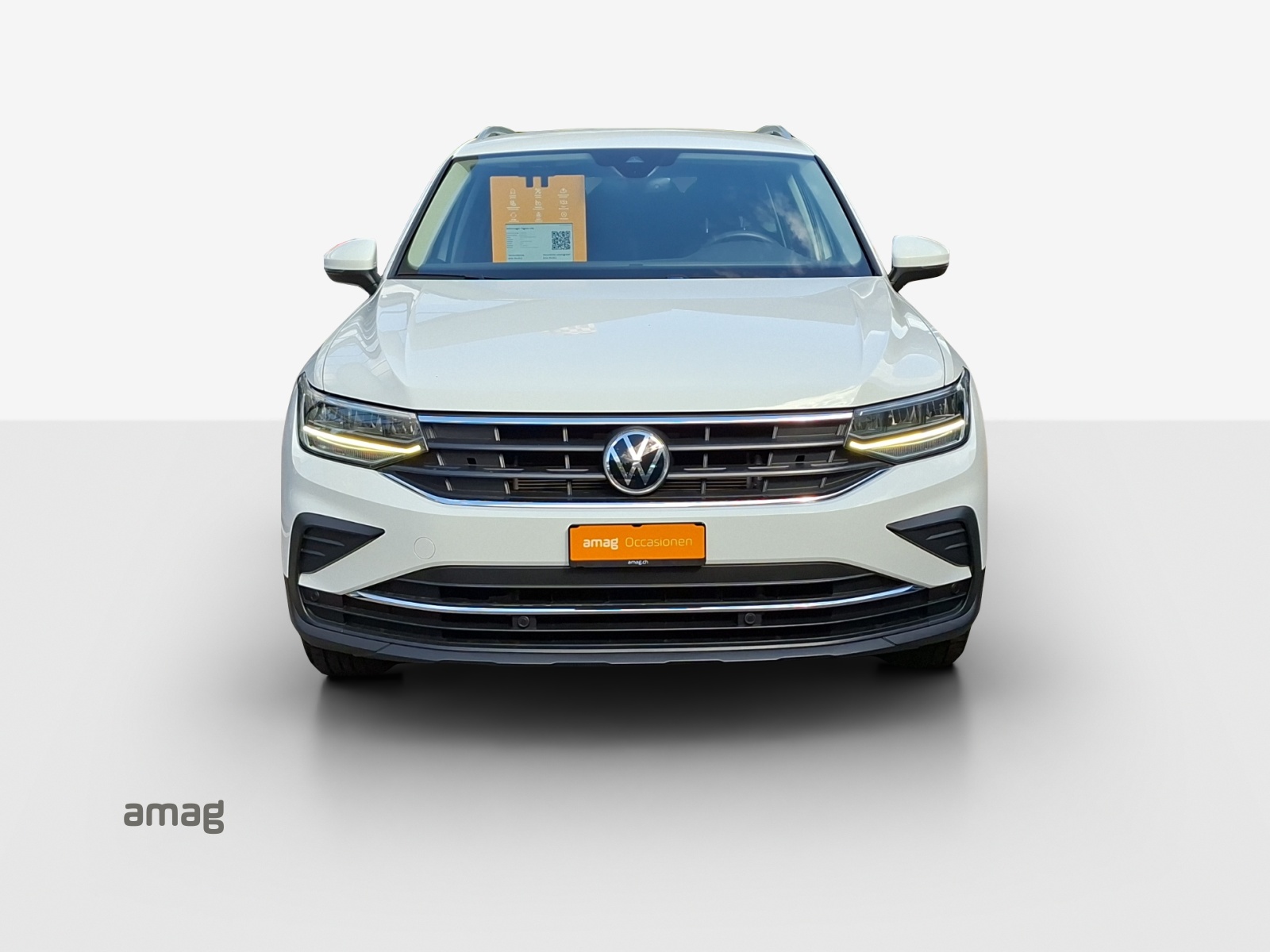 VW Tiguan 2.0TSI Life 4Motion DSG-image-6