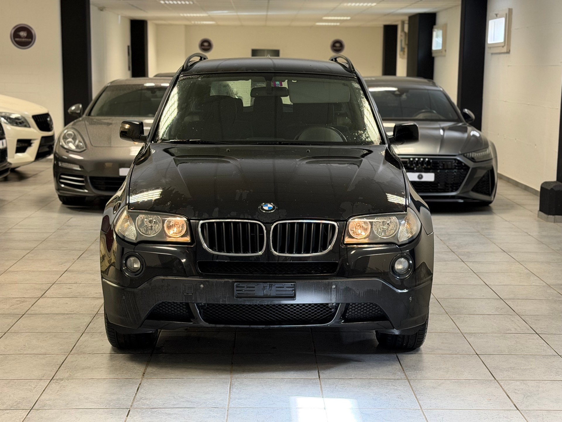 BMW X3 2.0i-image-2