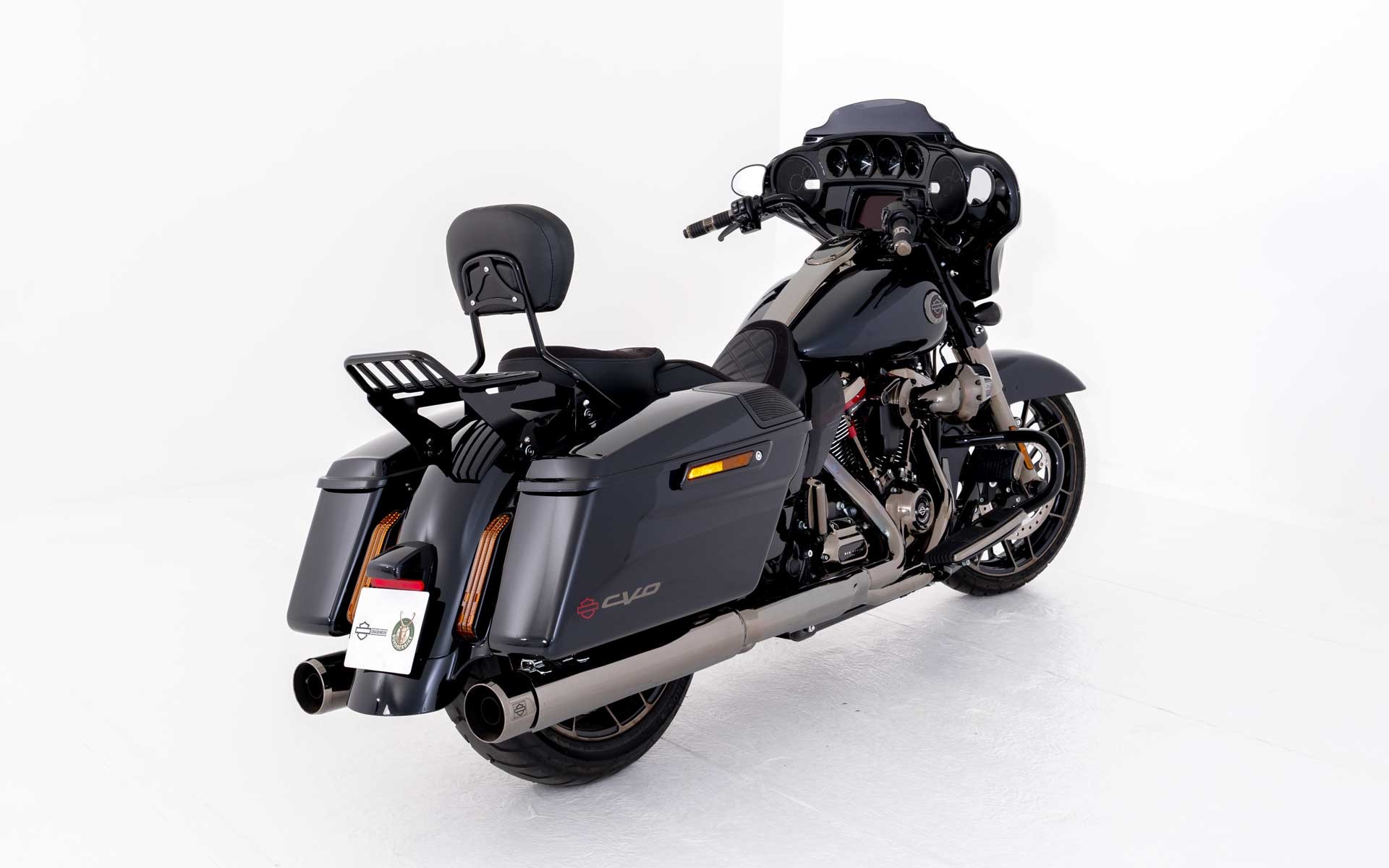 HARLEY-DAVIDSON FLHXSE Street Glide CVO 117-showroom-element-2