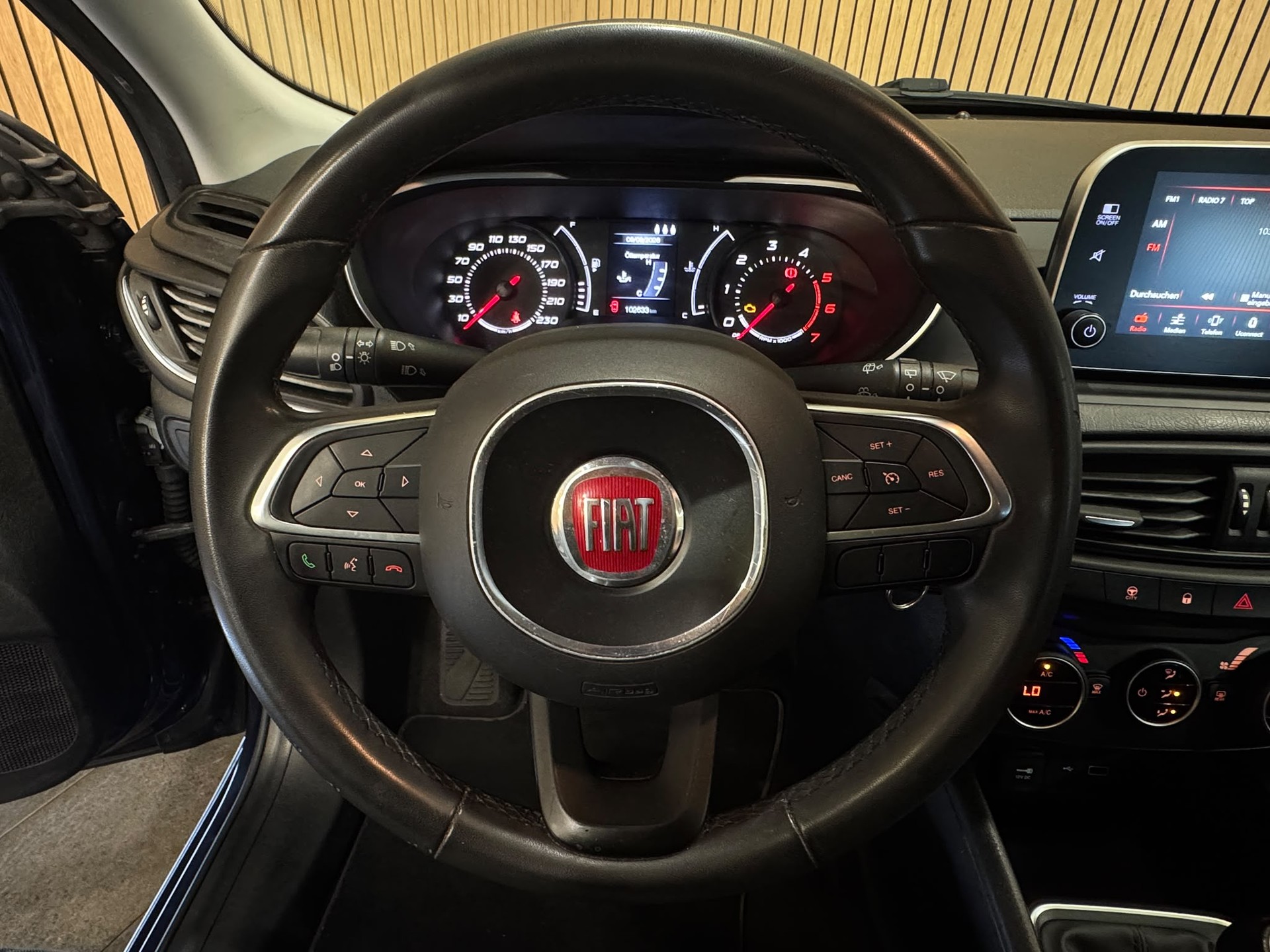 FIAT Tipo 1.6MJ Station Wagon Lounge-image-8