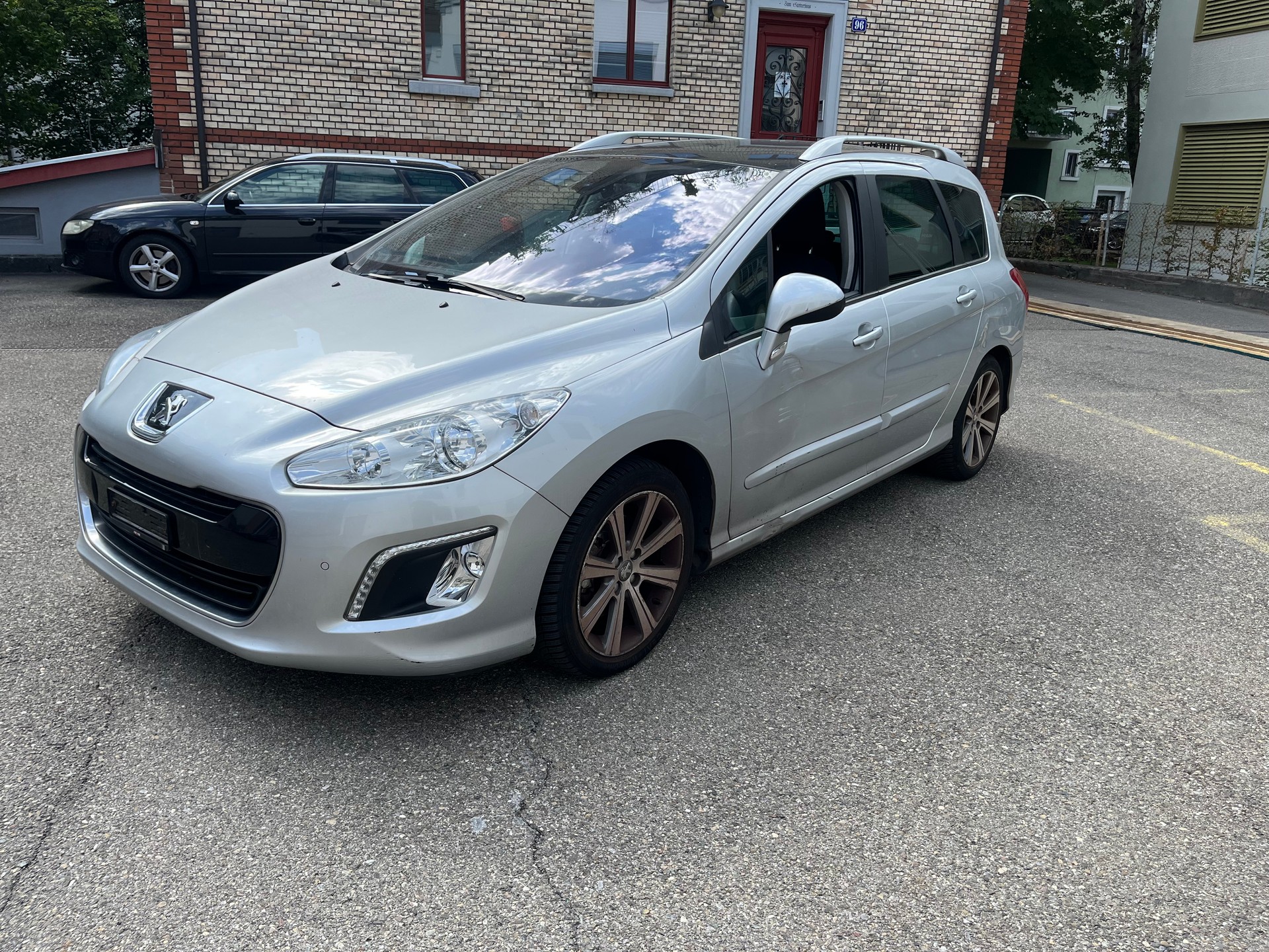 PEUGEOT 308 SW 1.6 16V Turbo Sport Pack Automatic