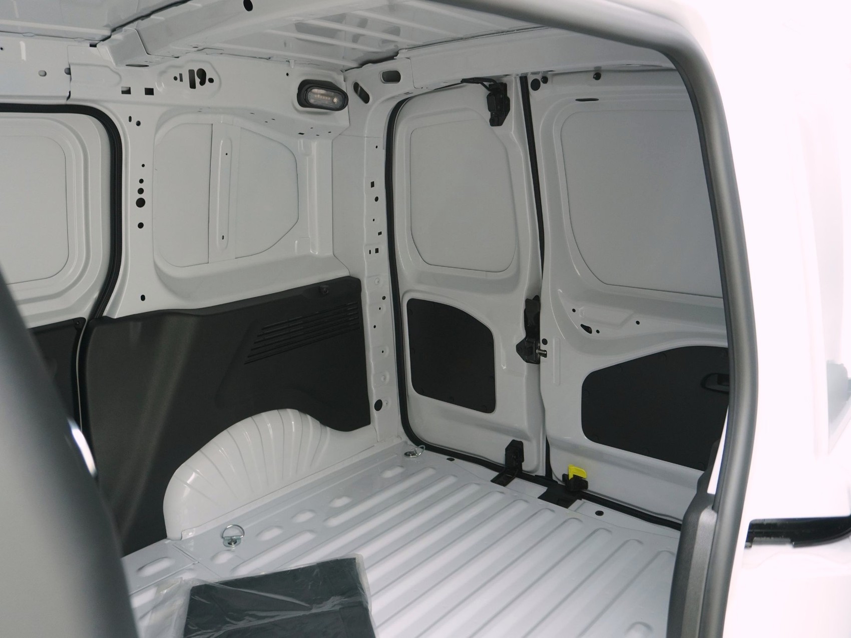 TOYOTA Proace City Van L1 52KWh Active-image-11