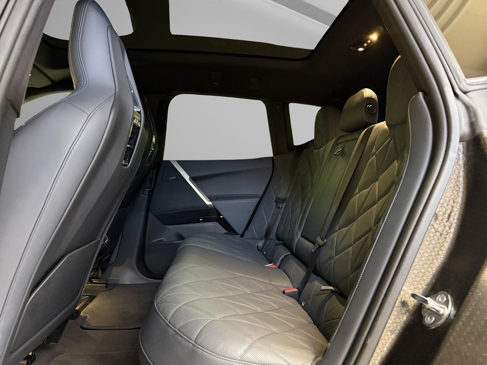 BMW iX xDrive50 SportPaket-image-20