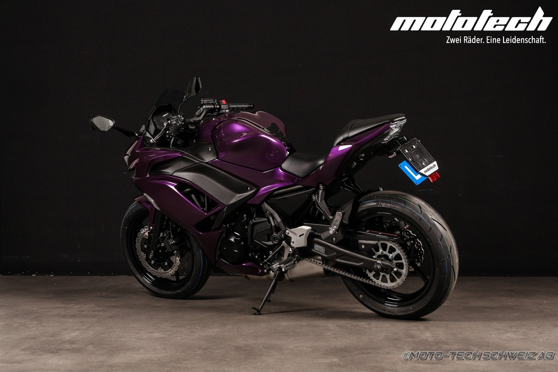 KAWASAKI Ninja 650 (35kW)-showroom-element-2