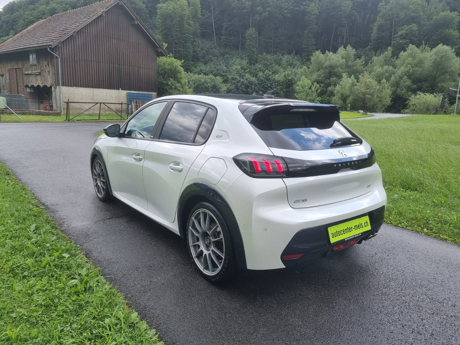 PEUGEOT 208 1.2 Turbo 130 PS GT Pack-image-6