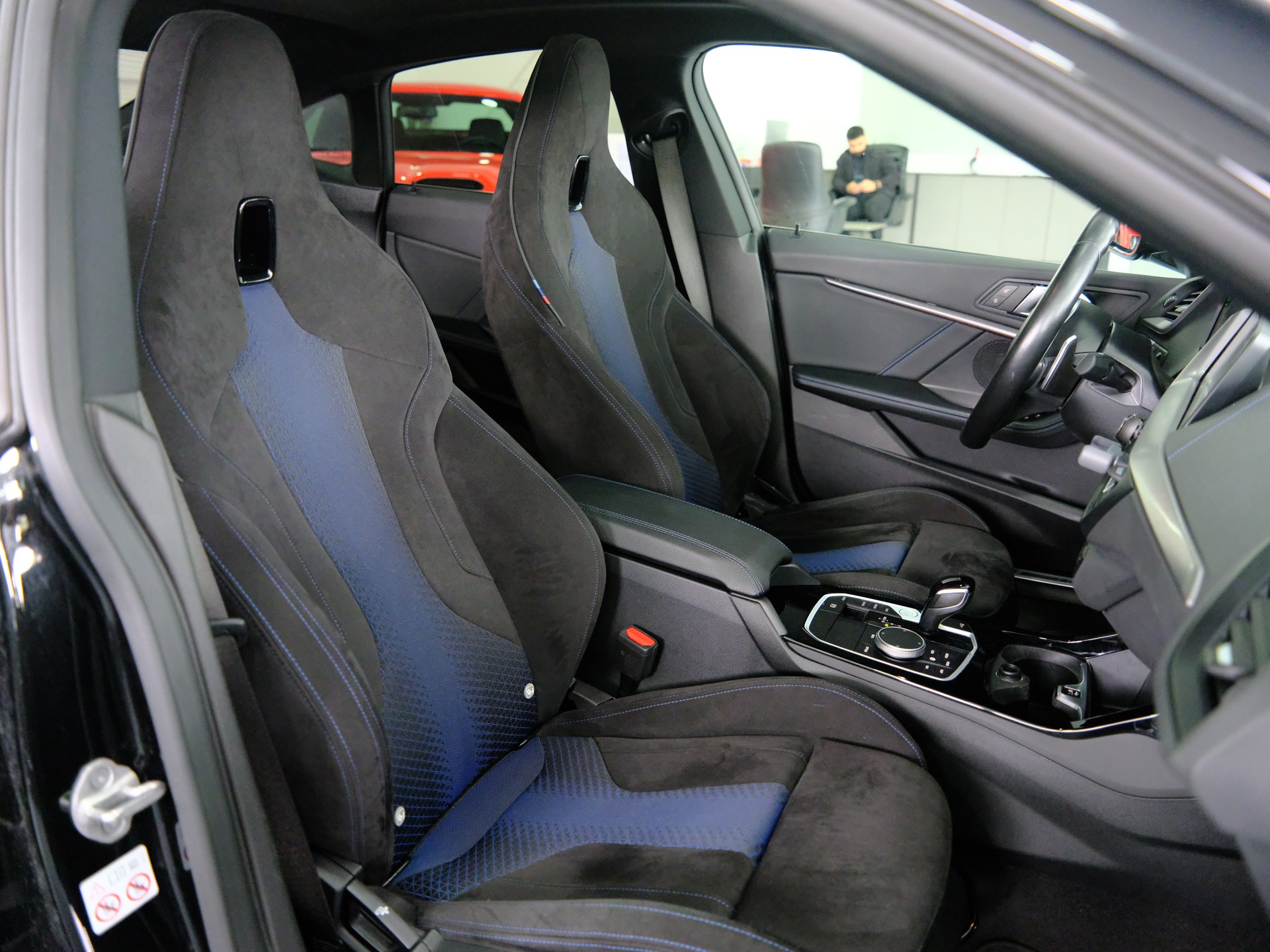 BMW 220i M Sport-image-12