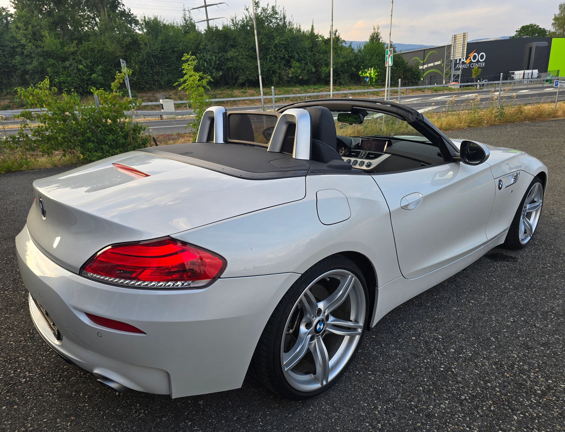 BMW Z4 sDrive35is DKG FACELIFT-image-11