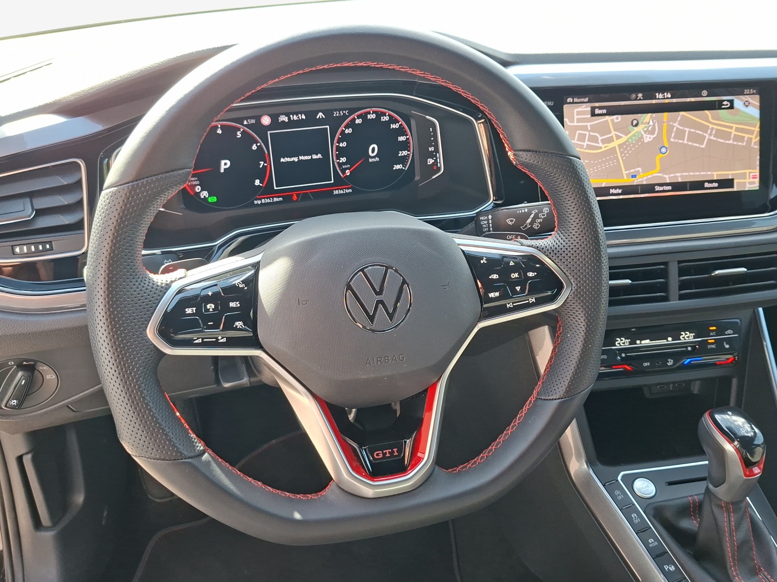 VW Polo 2.0 TSI GTI DSG-image-9