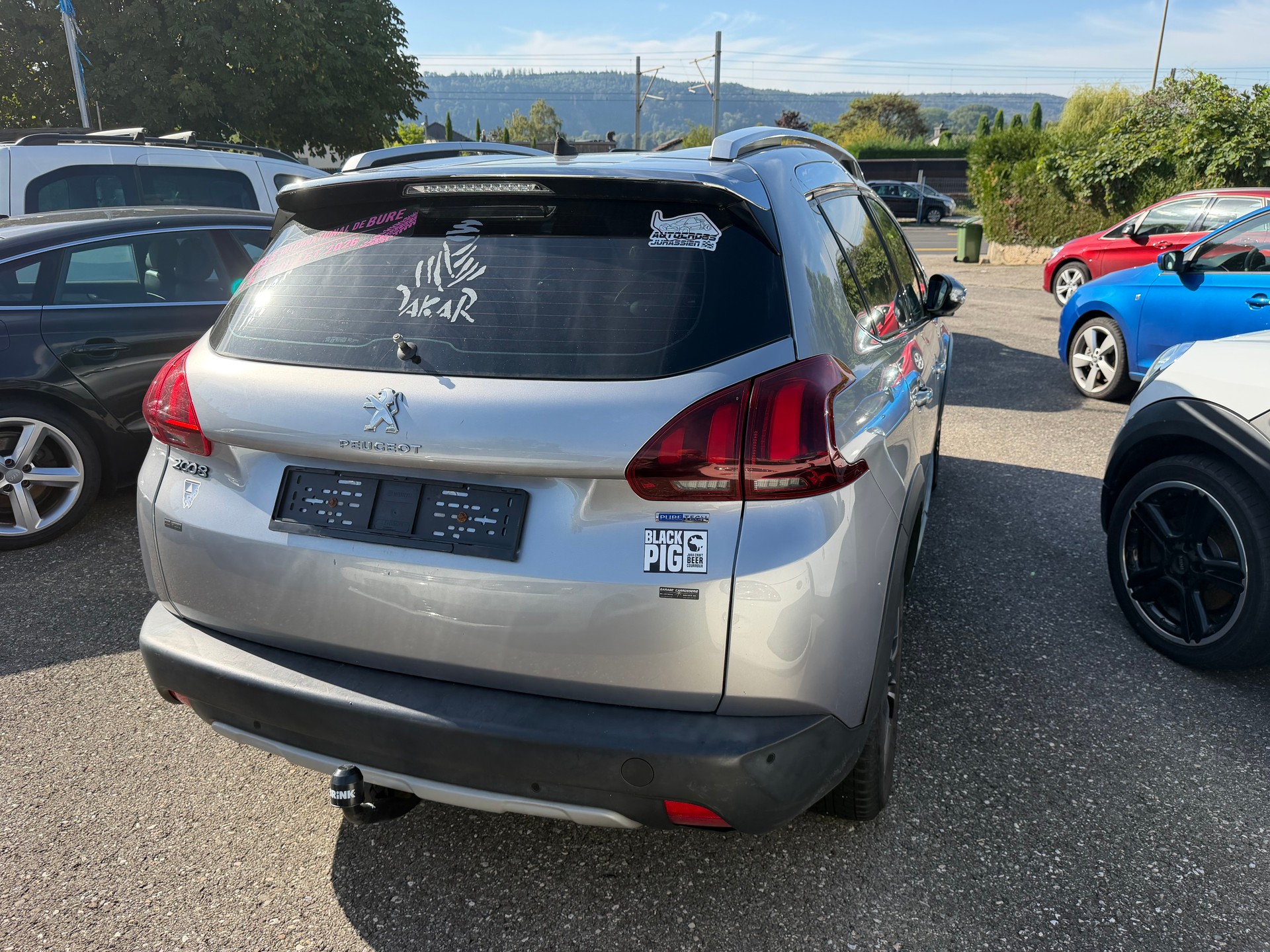 PEUGEOT 2008 1.2 PureTech Allure-image-4