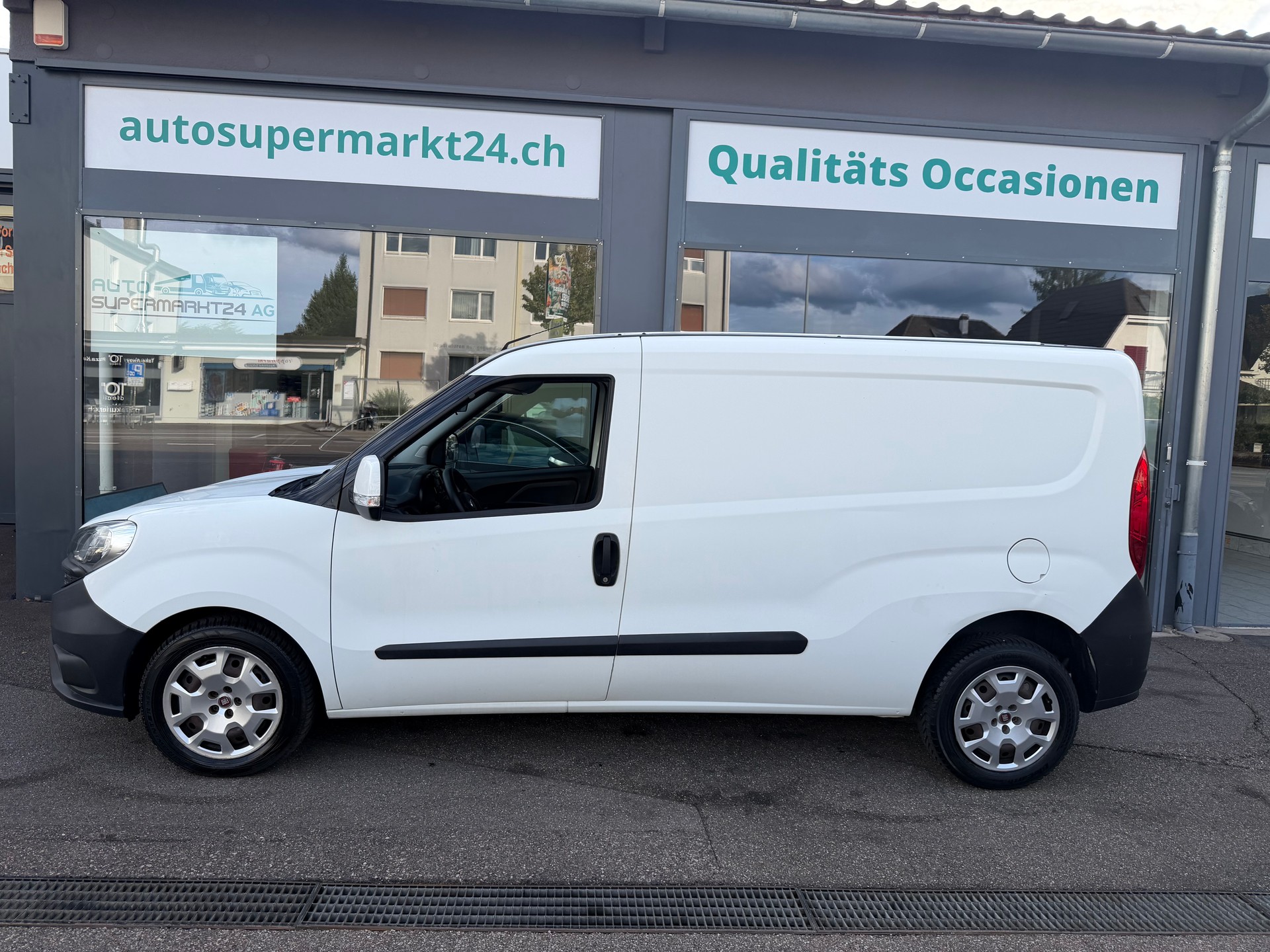 FIAT Doblò 1.6 Multijet Cargo Swiss L2-image-1