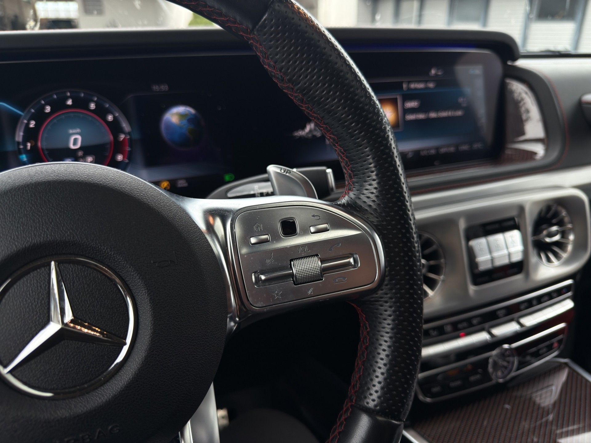 MERCEDES-BENZ G 63 AMG Speedshift Plus G-Tronic Edition 1-image-22