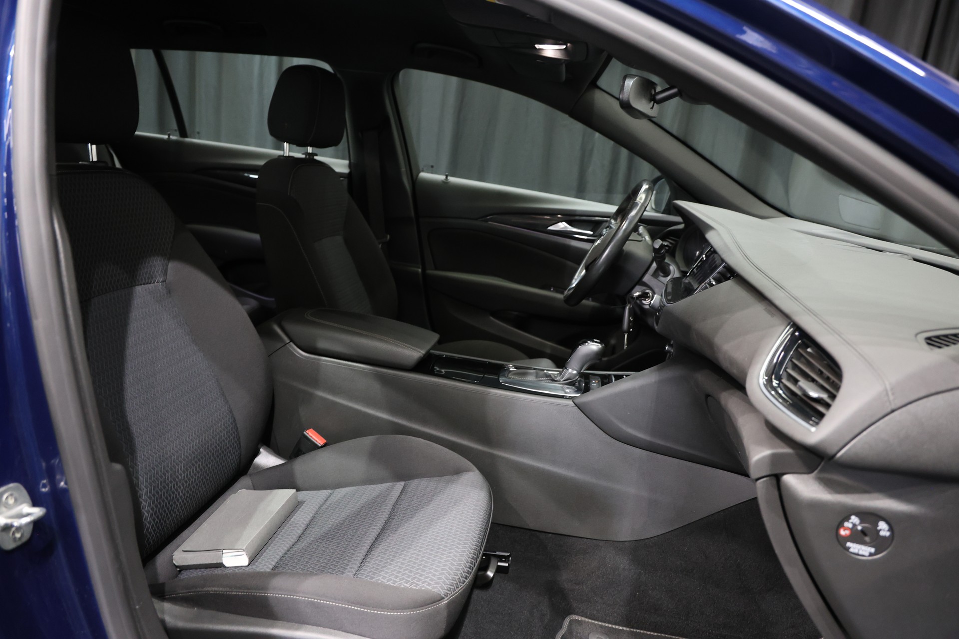 OPEL Insignia 1.5 CDTI Sports Tourer Elegance Automatic-image-10
