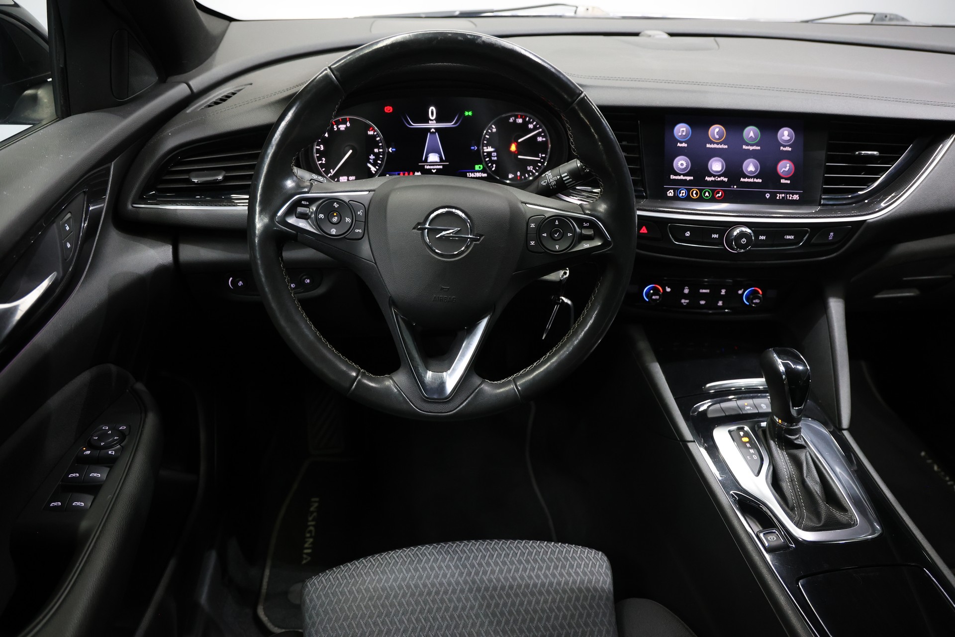 OPEL Insignia 1.5 CDTI Sports Tourer Elegance Automatic-image-12