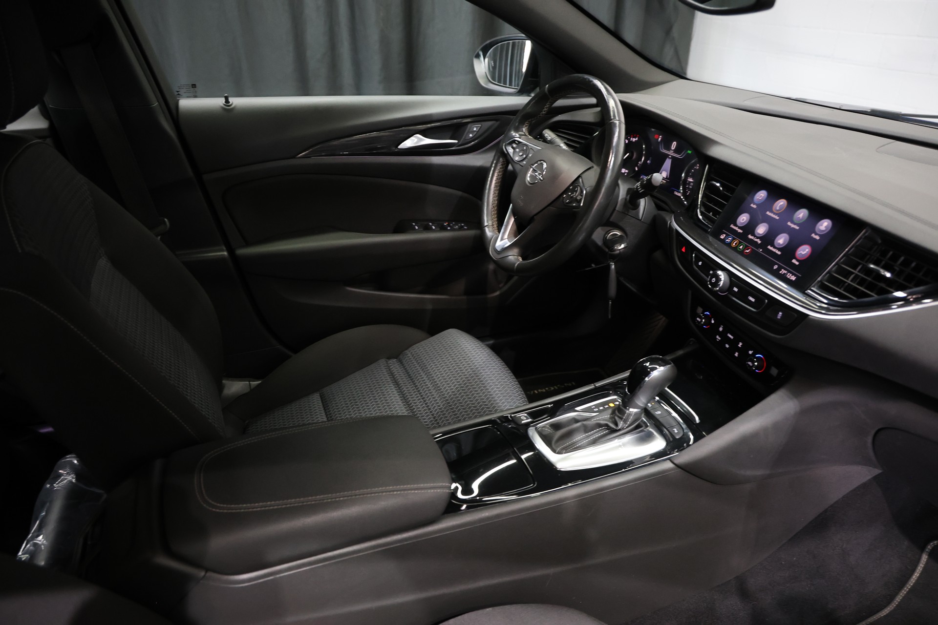 OPEL Insignia 1.5 CDTI Sports Tourer Elegance Automatic-image-11