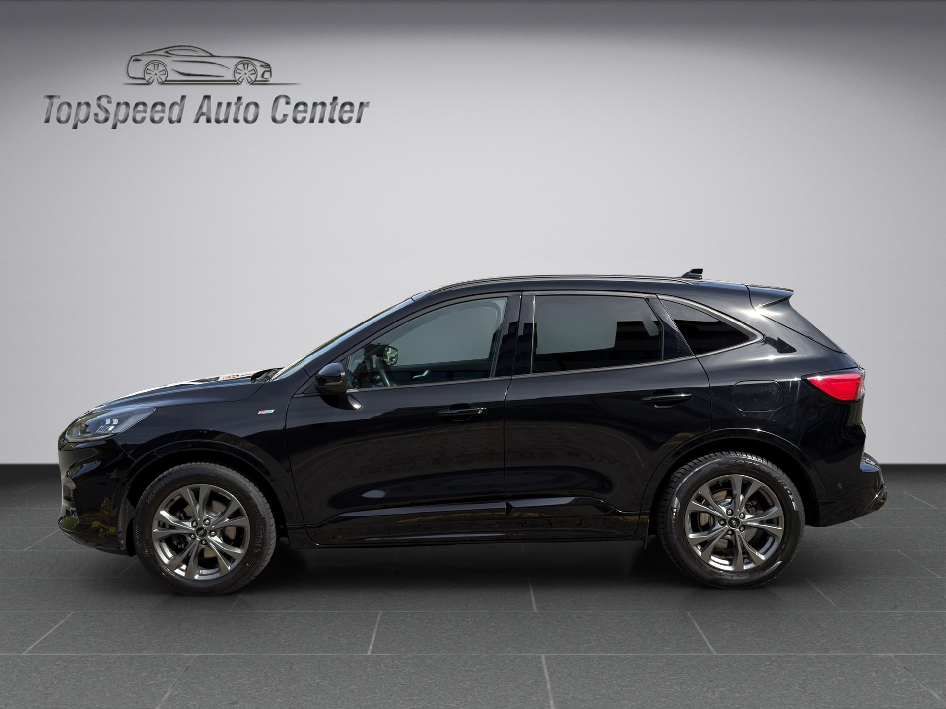 FORD Kuga 2.0 TDCi EcoBlue ST-Line 4WD Automat-image-3
