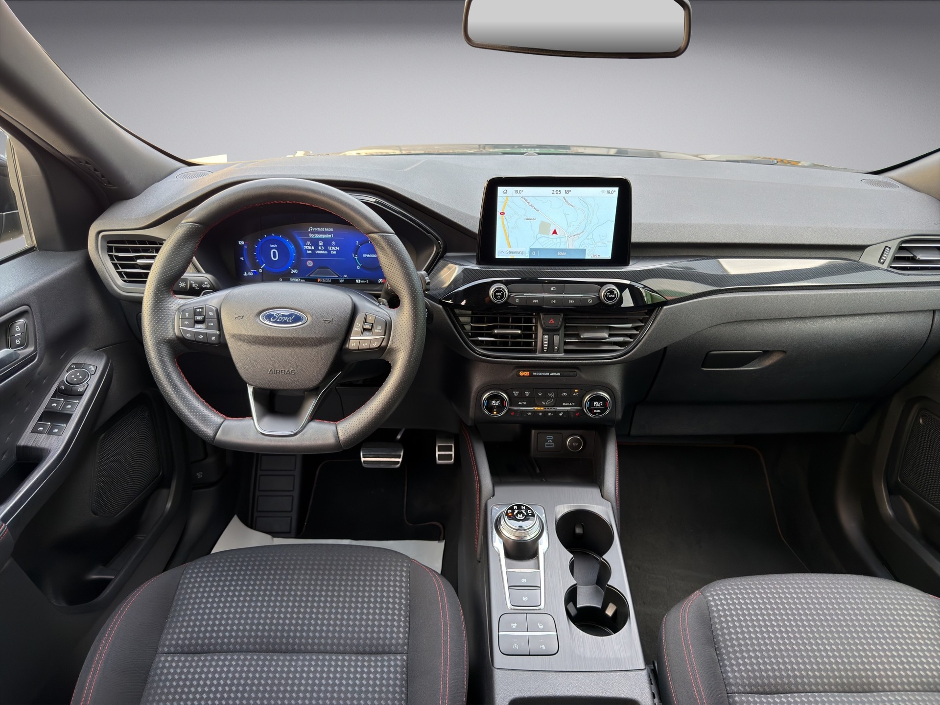 FORD Kuga 2.0 TDCi EcoBlue ST-Line 4WD Automat-image-9