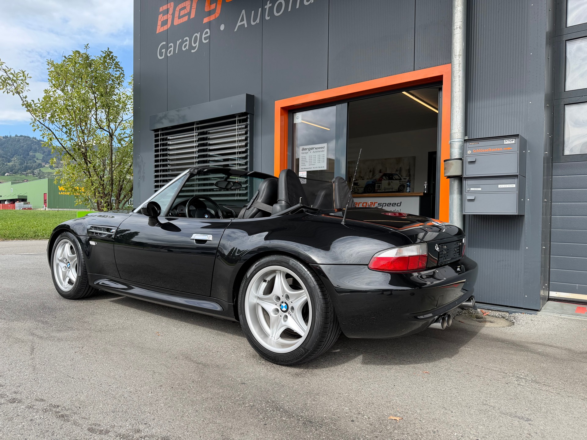 BMW M Roadster-image-3