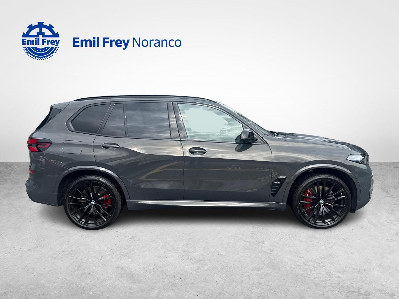 BMW X5 M60i xDrive - Gancio di traino incluso-image-5