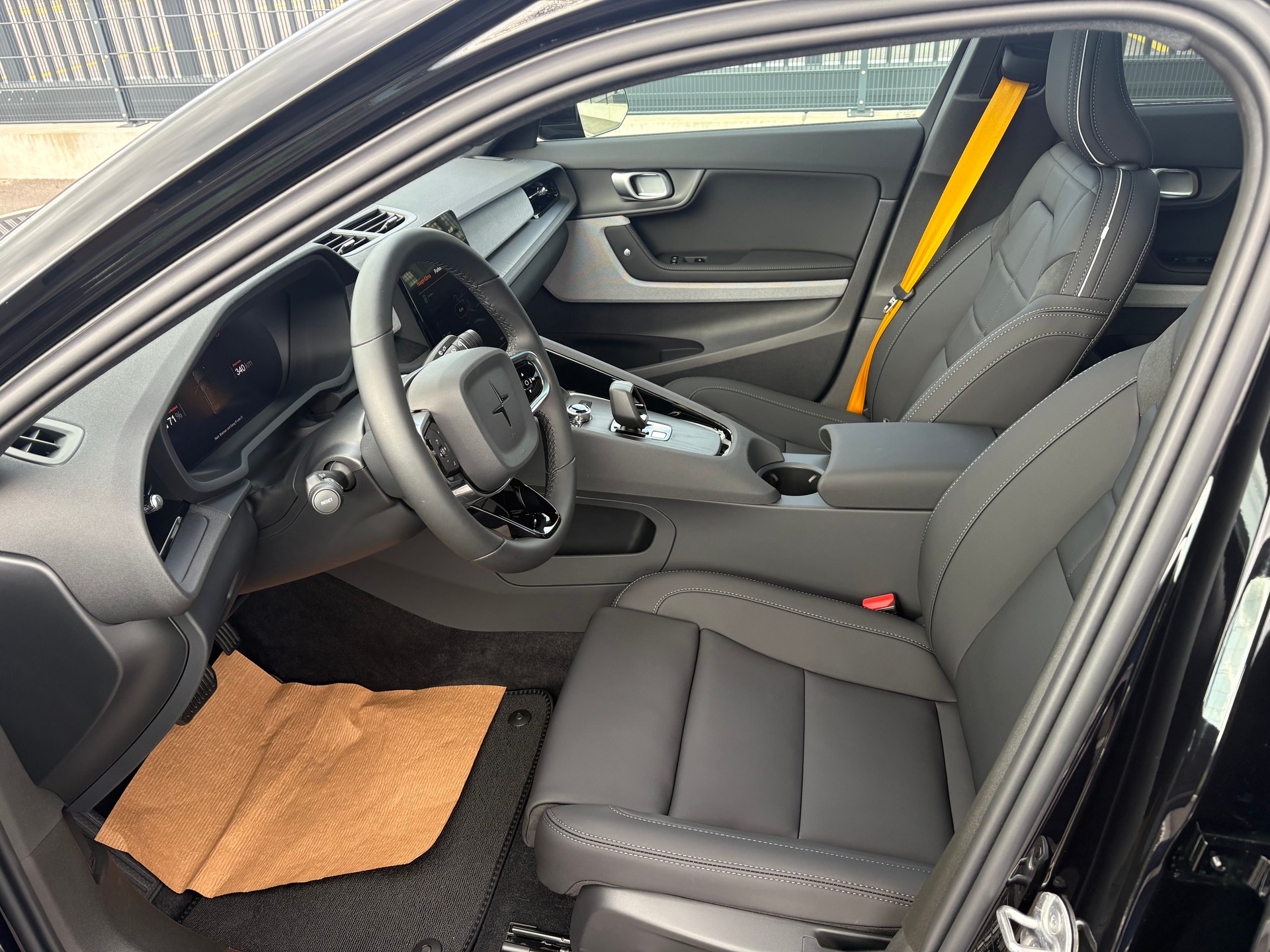 POLESTAR Polestar 2 Long Range Dual Performance Prime 82 kWh-image-8