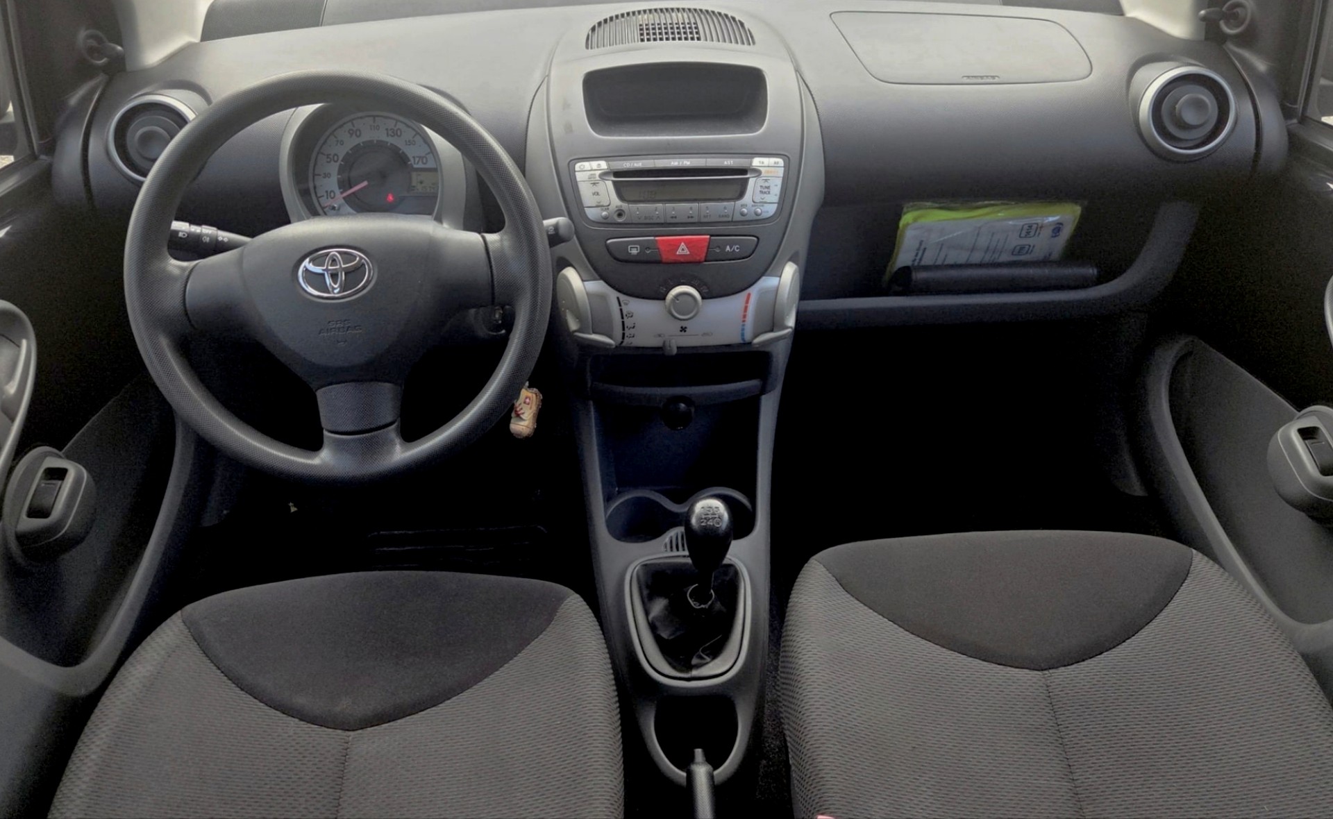 TOYOTA Aygo 1.0 Linea Terra-image-6