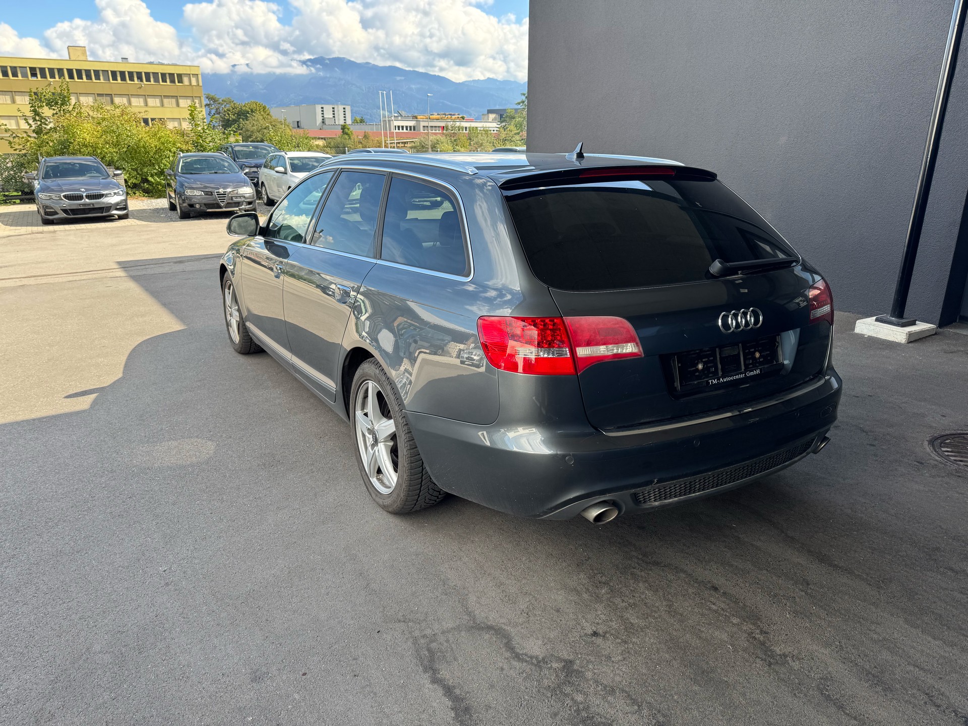 AUDI A6 Avant 3.0 V6 TDI quattro tiptronic-image-3