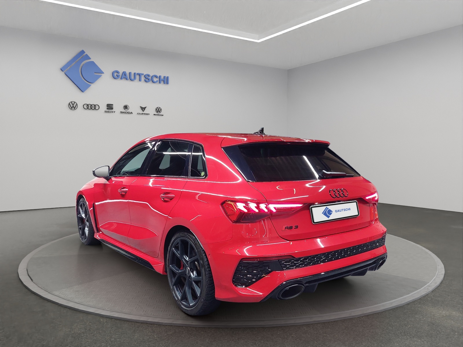 AUDI RS3 Sportback 2.5 TSI quattro S-tronic-image-2
