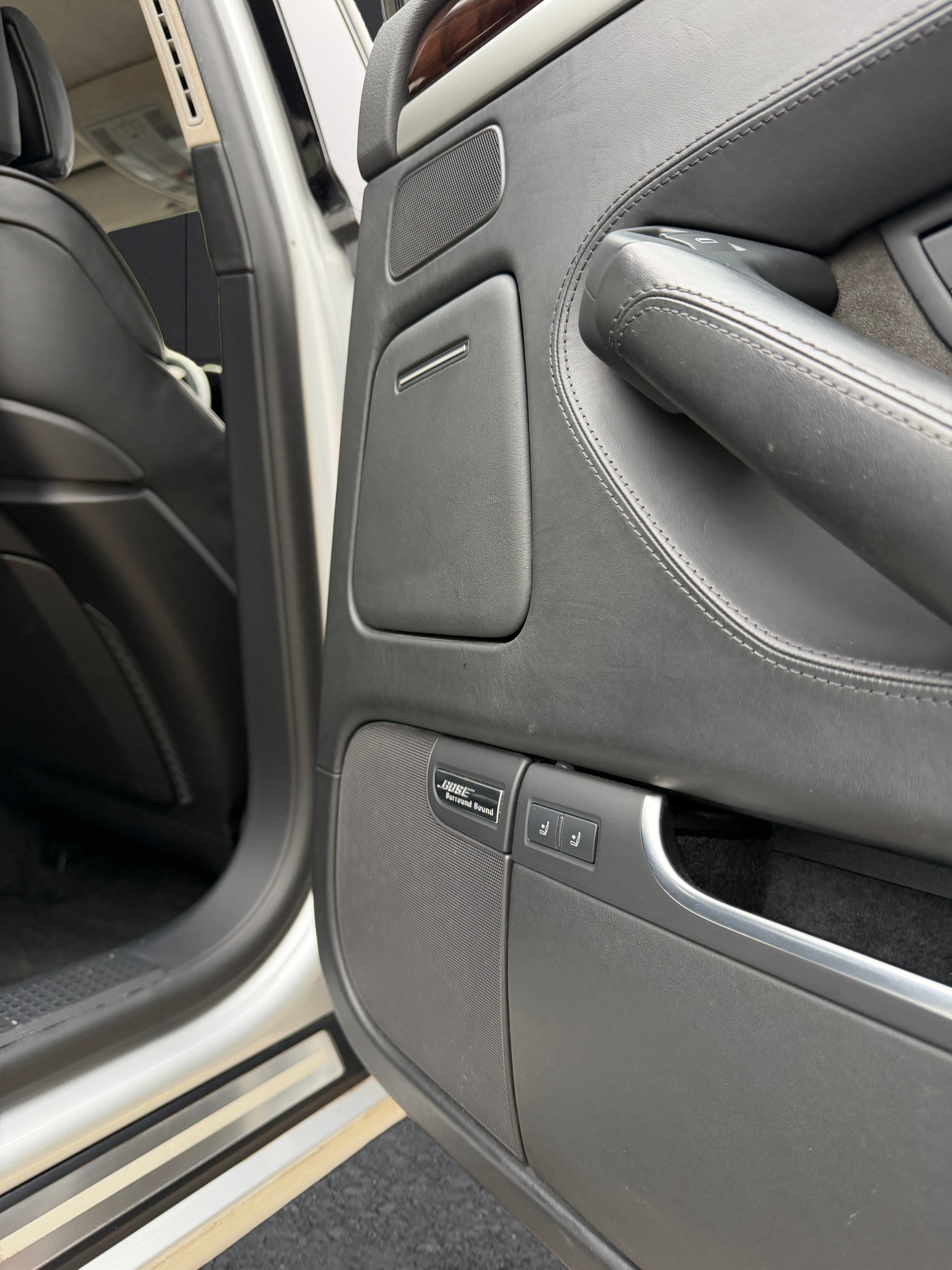AUDI A8 L 3.0 TDI Quattro Langversion-image-19