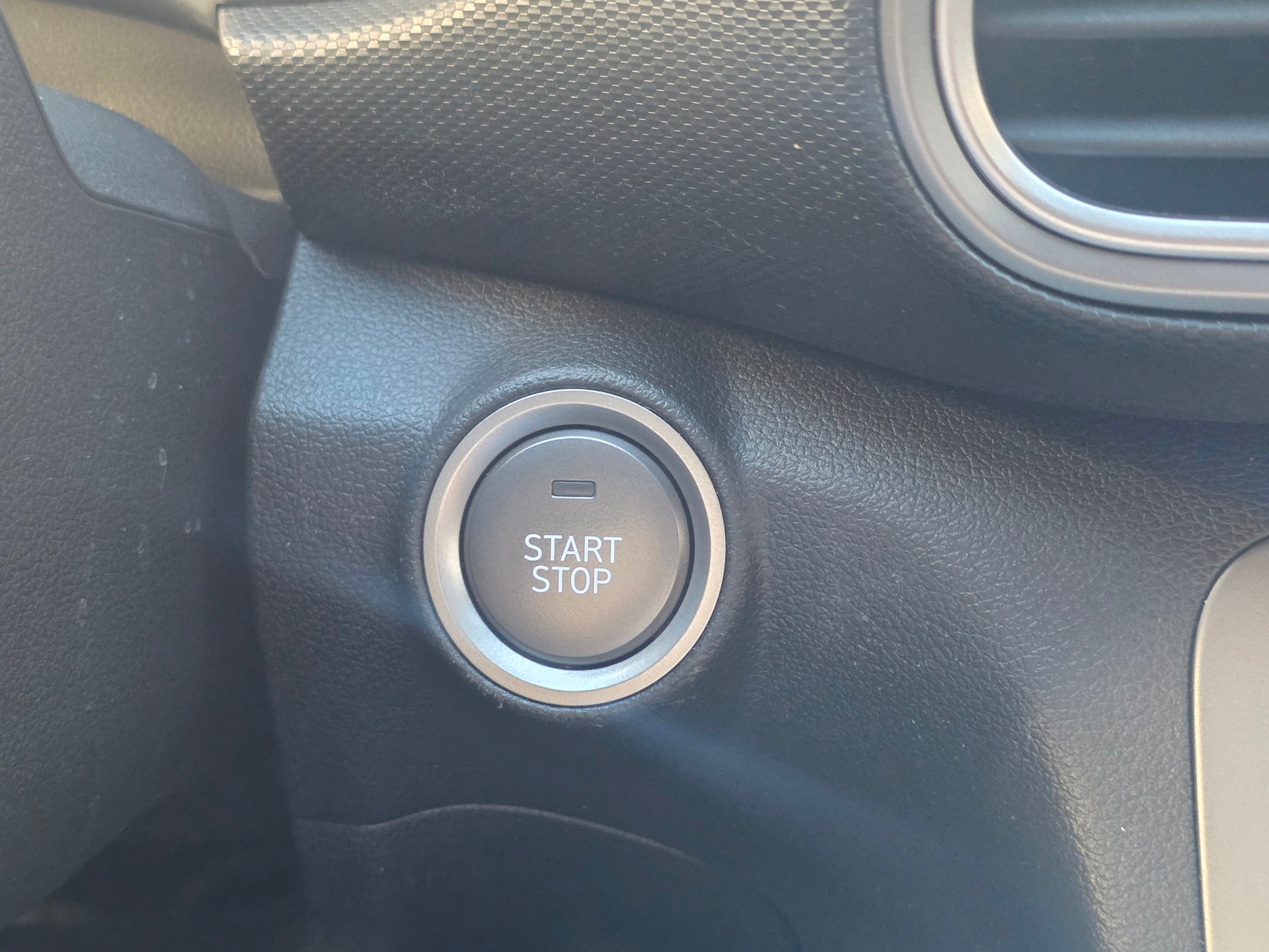 HYUNDAI Kona EV Vertex // BATT-ZERTIFIKAT -HEAD UP DISPLAY- BELÜFTETE SITZE- KAMERA- ASSISTENZ PAKET -GARANTIE BIS 08.2028-image-20
