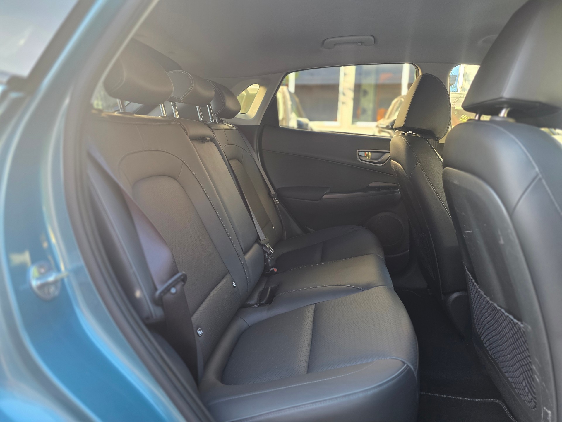 HYUNDAI Kona EV Vertex // BATT-ZERTIFIKAT -HEAD UP DISPLAY- BELÜFTETE SITZE- KAMERA- ASSISTENZ PAKET -GARANTIE BIS 08.2028-image-8