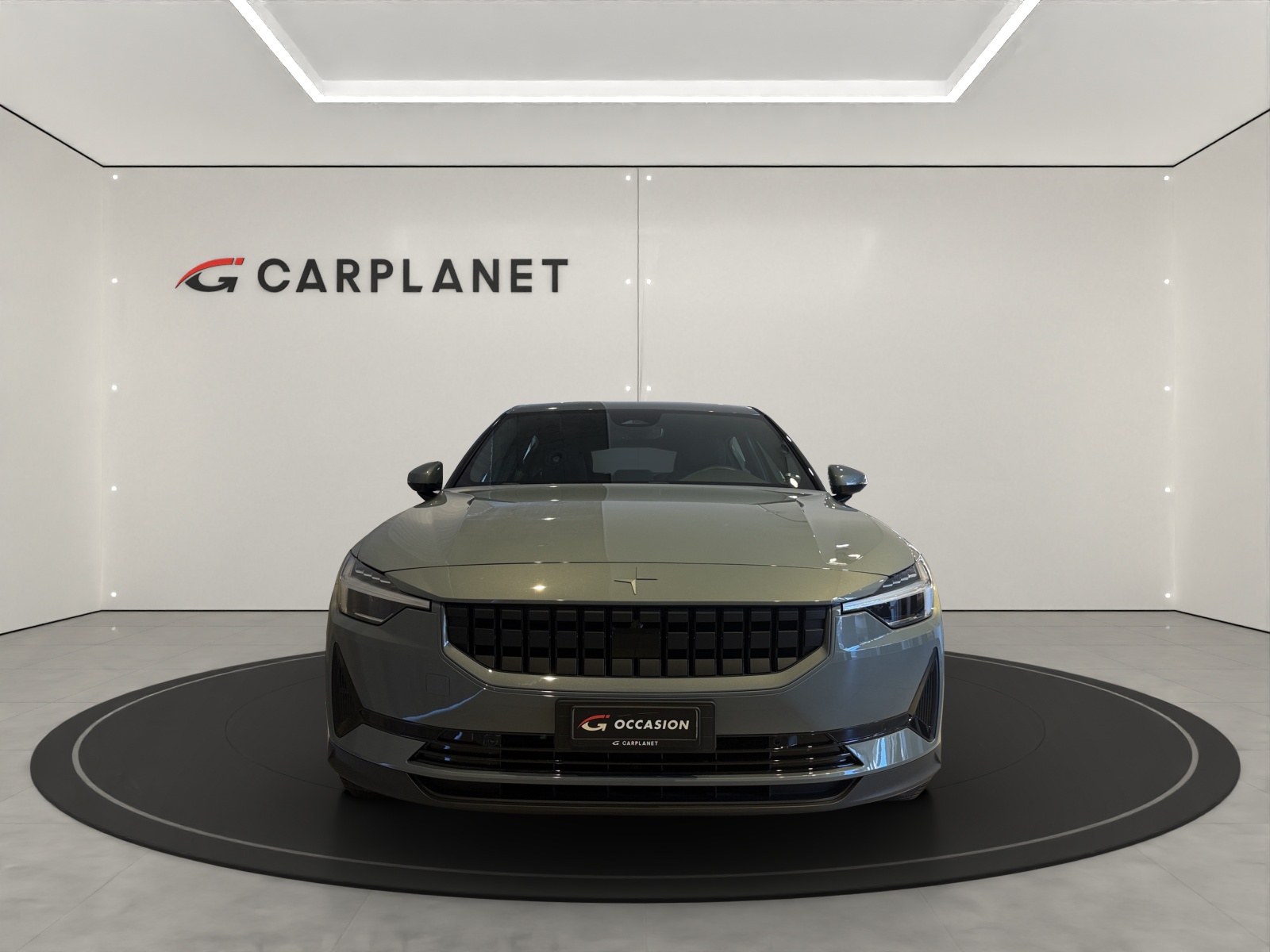 POLESTAR 2 Long Range Single Motor-showroom-element-3