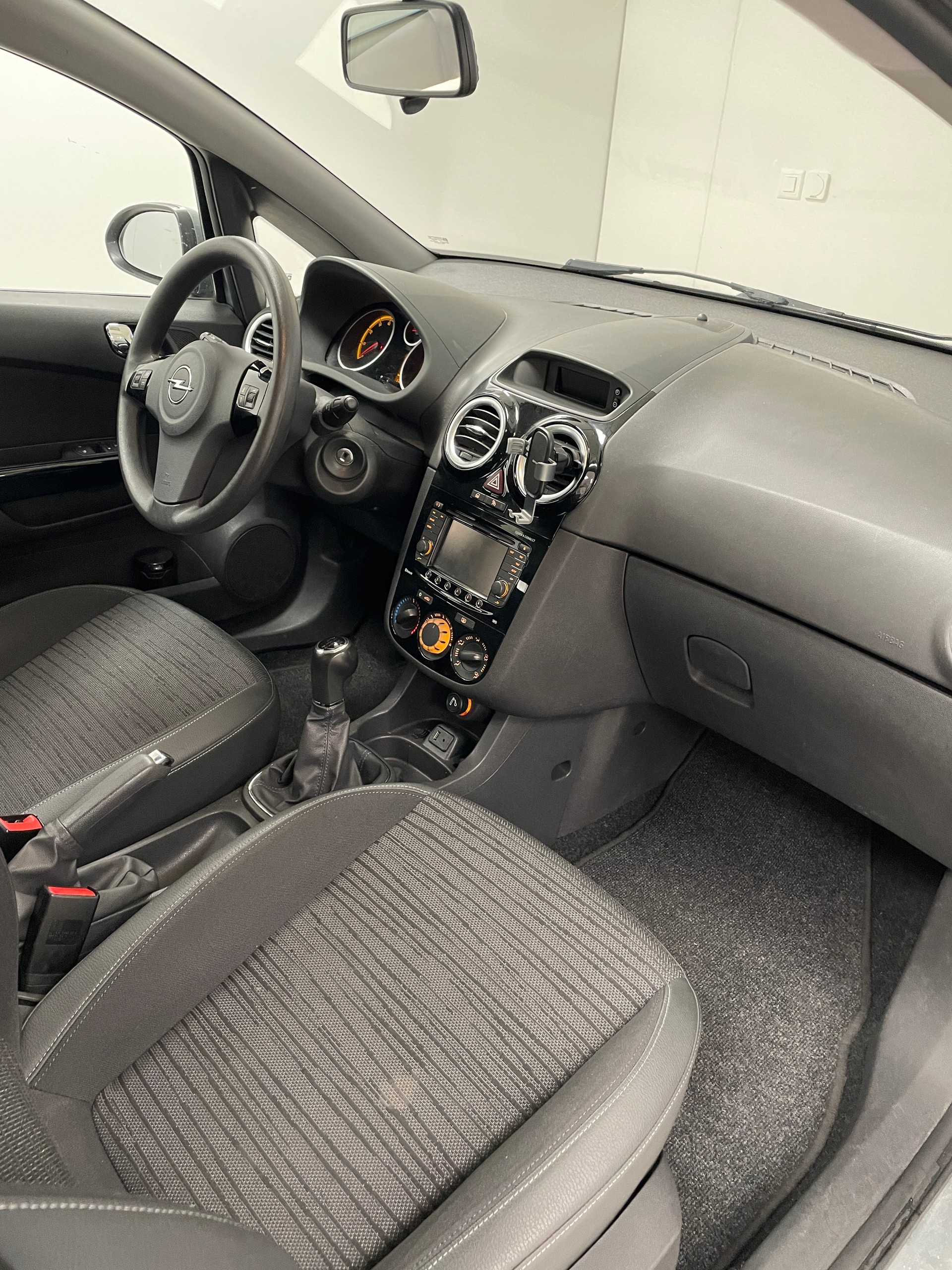 OPEL Corsa 1.2 TP Final Edition-image-11