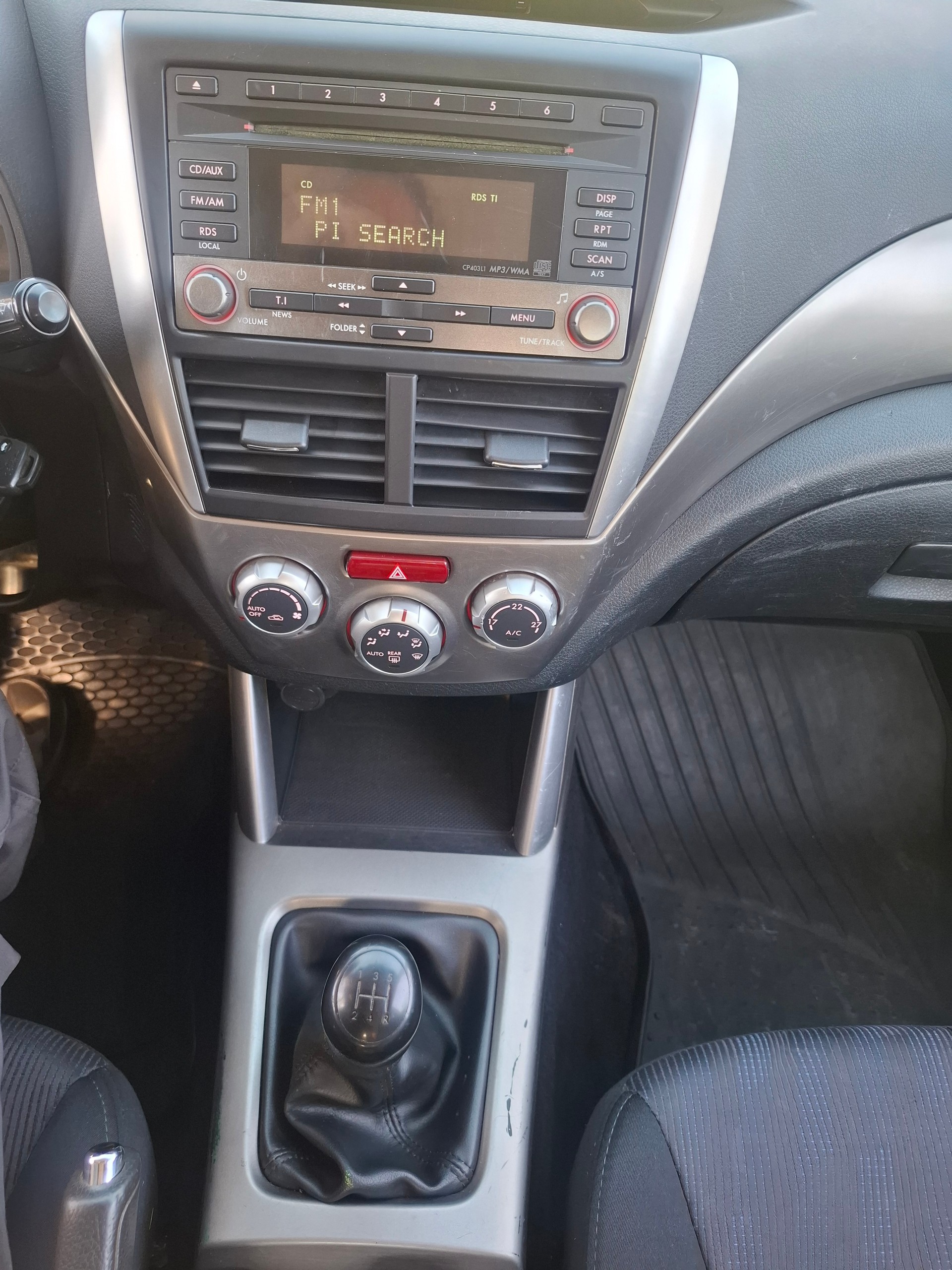 SUBARU Forester 2.0X Swiss-image-12