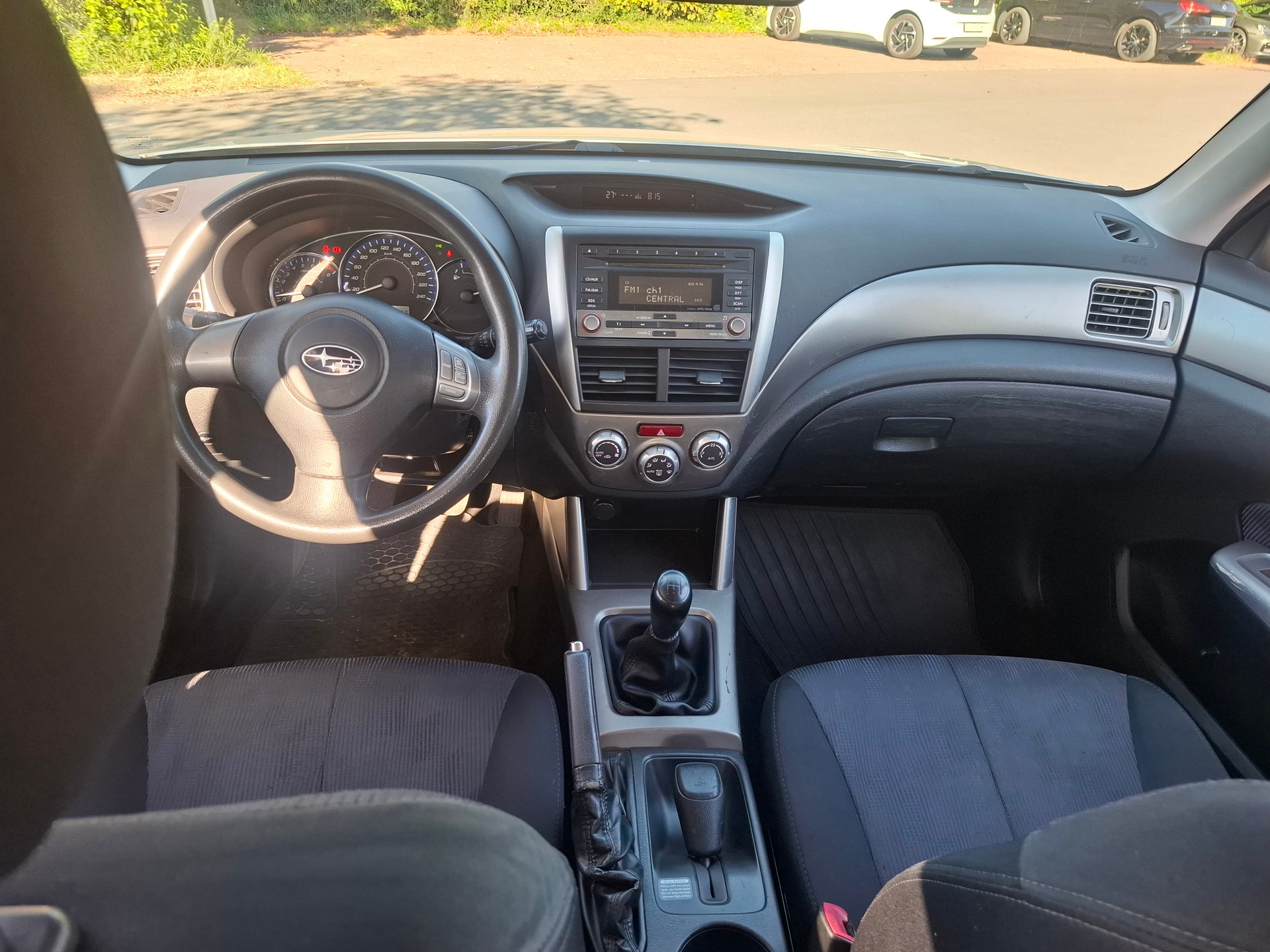 SUBARU Forester 2.0X Swiss-image-9