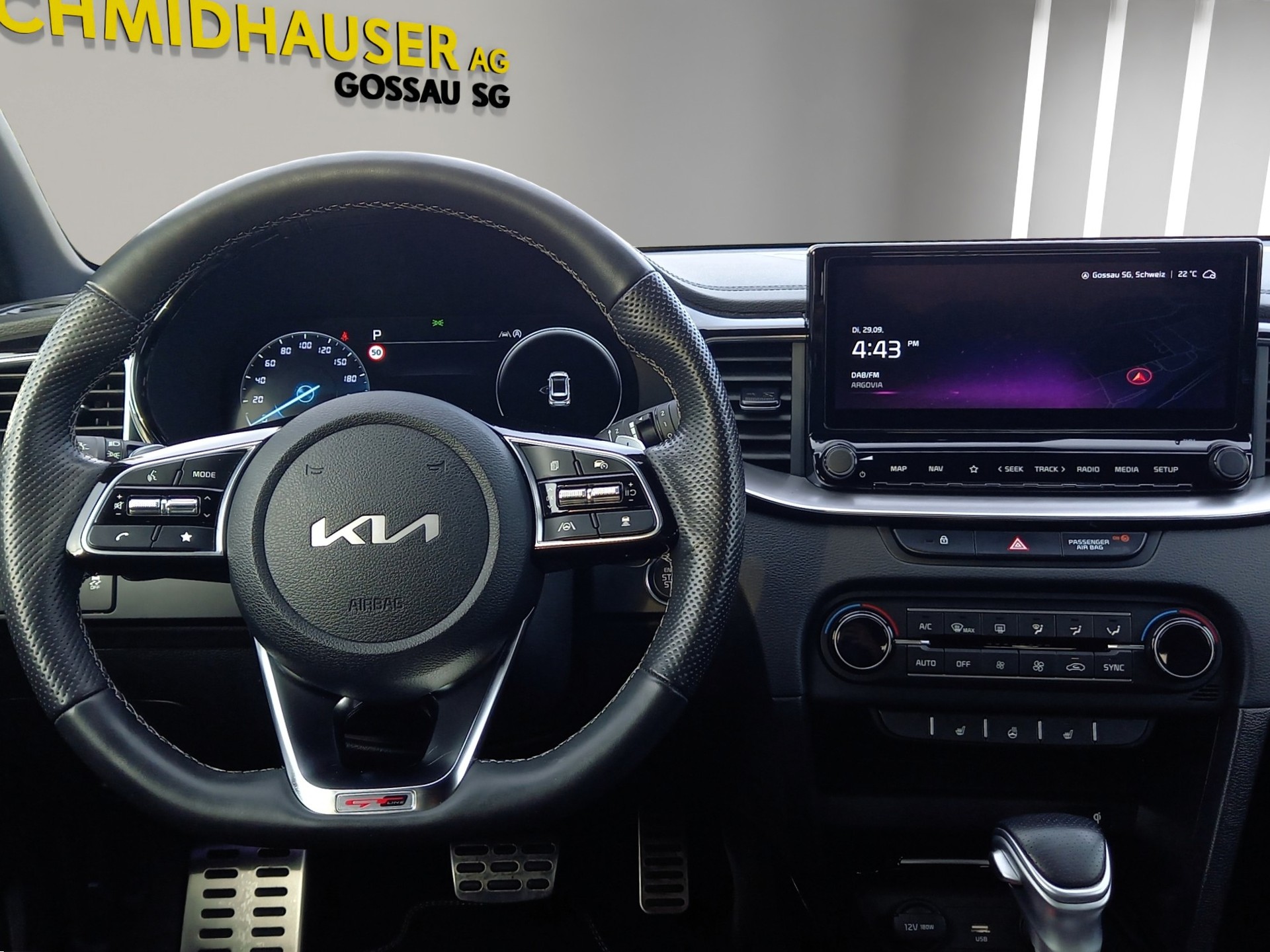 KIA Ceed 1.5 T-GDi MHEV GT-Line-image-7