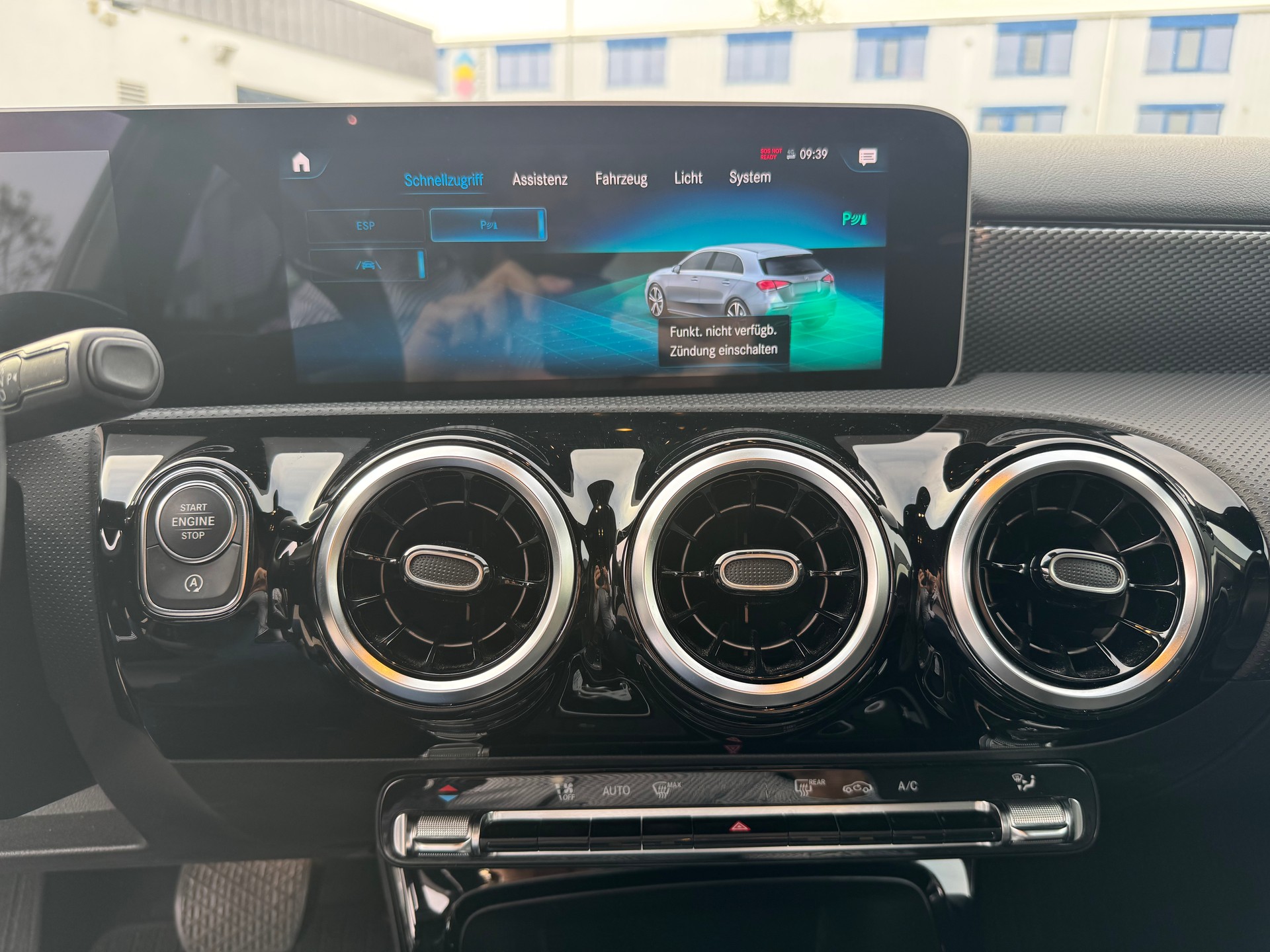 MERCEDES-BENZ A 250 4Matic Progressive 7G-DCT-image-21