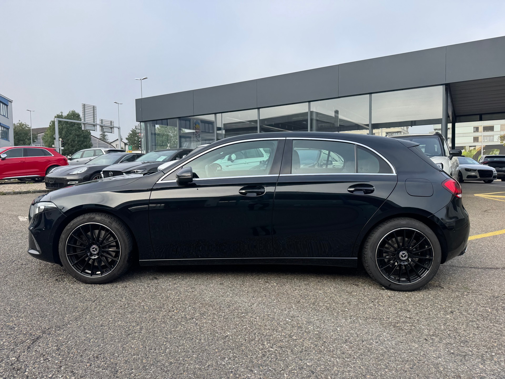 MERCEDES-BENZ A 250 4Matic Progressive 7G-DCT-image-1
