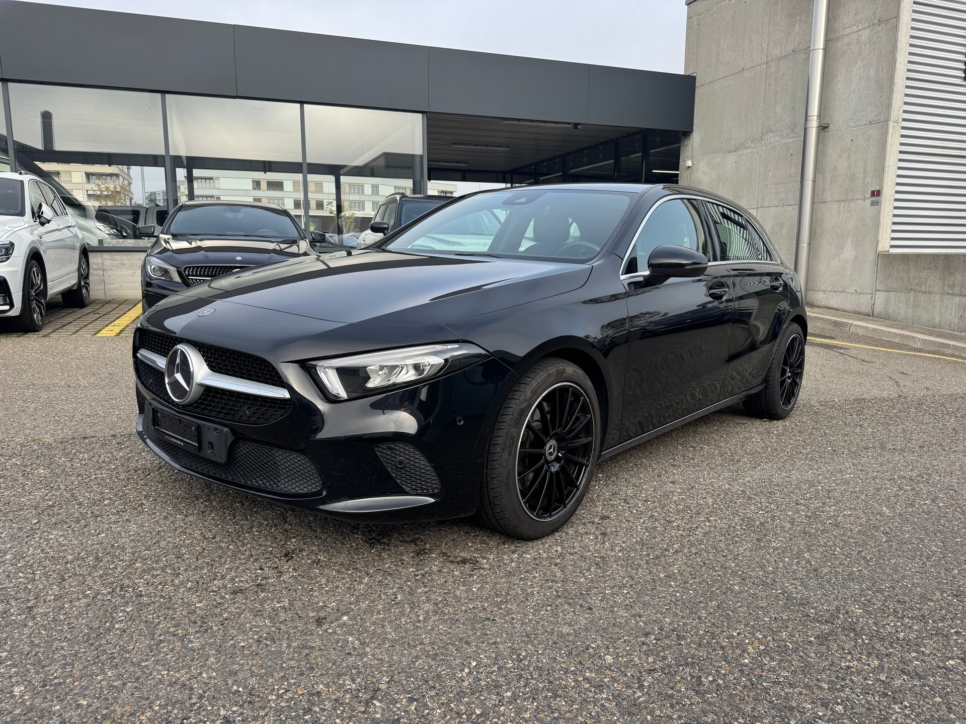 MERCEDES-BENZ A 250 4Matic Progressive 7G-DCT-image-0