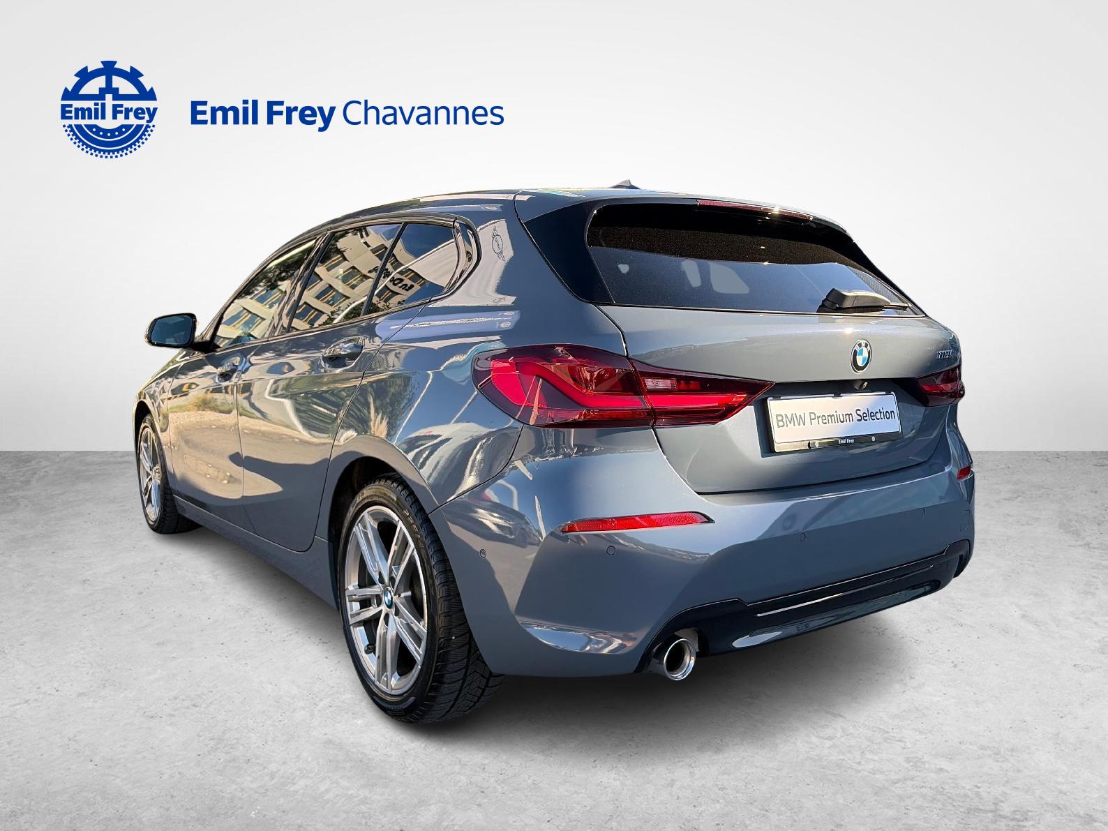BMW 118i Sport Line Steptronic-image-2