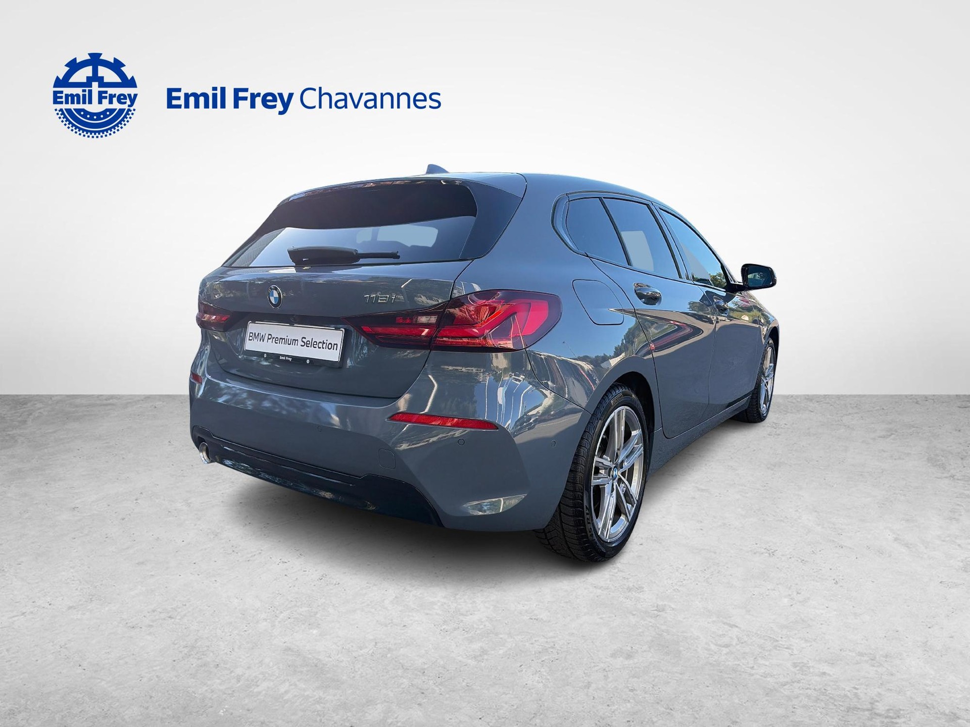 BMW 118i Sport Line Steptronic-image-3