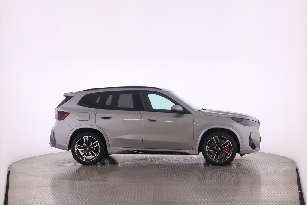 BMW X1 23i xDrive-image-7