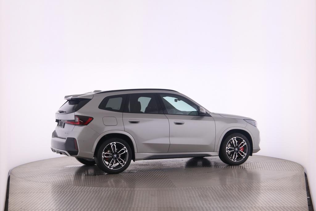 BMW X1 23i xDrive-image-6