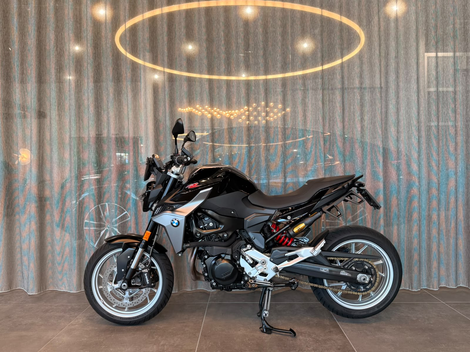 BMW F 900 R ABS-showroom-element-1