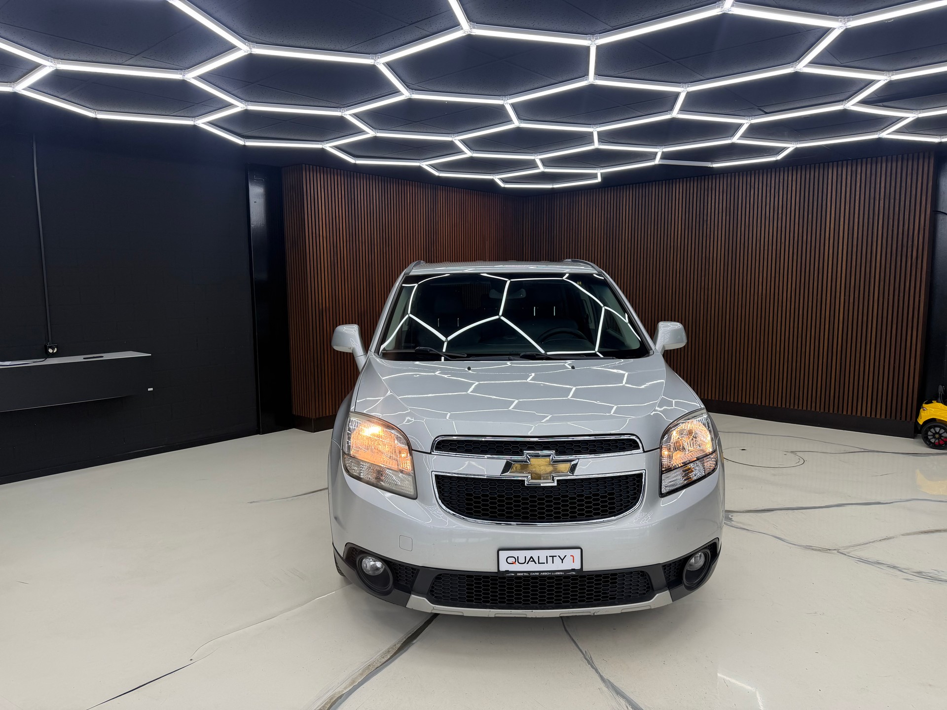 CHEVROLET Orlando 2.0 VCDi LTZ Automatic 7 Sitzer-image-1