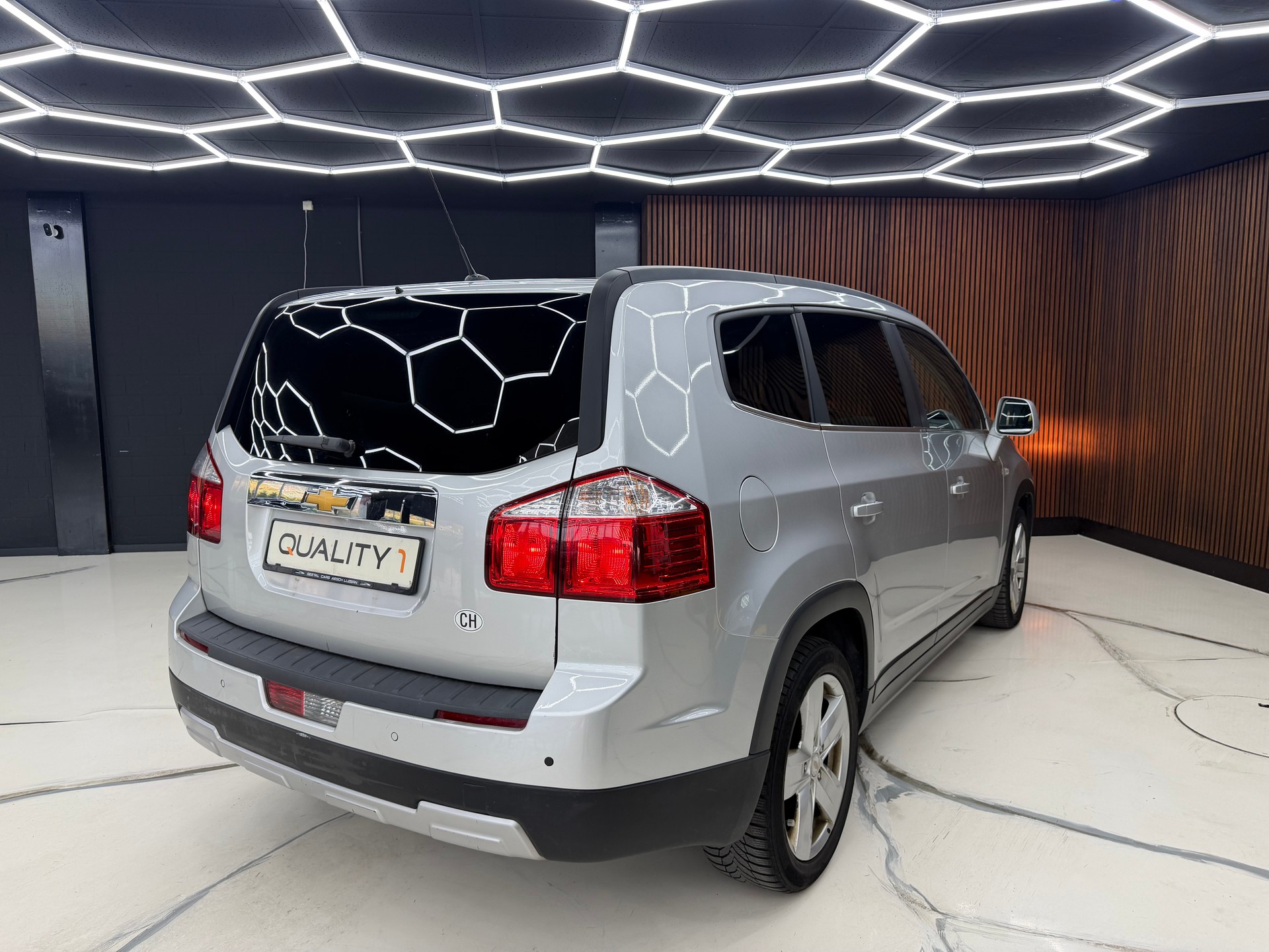 CHEVROLET Orlando 2.0 VCDi LTZ Automatic 7 Sitzer-image-6