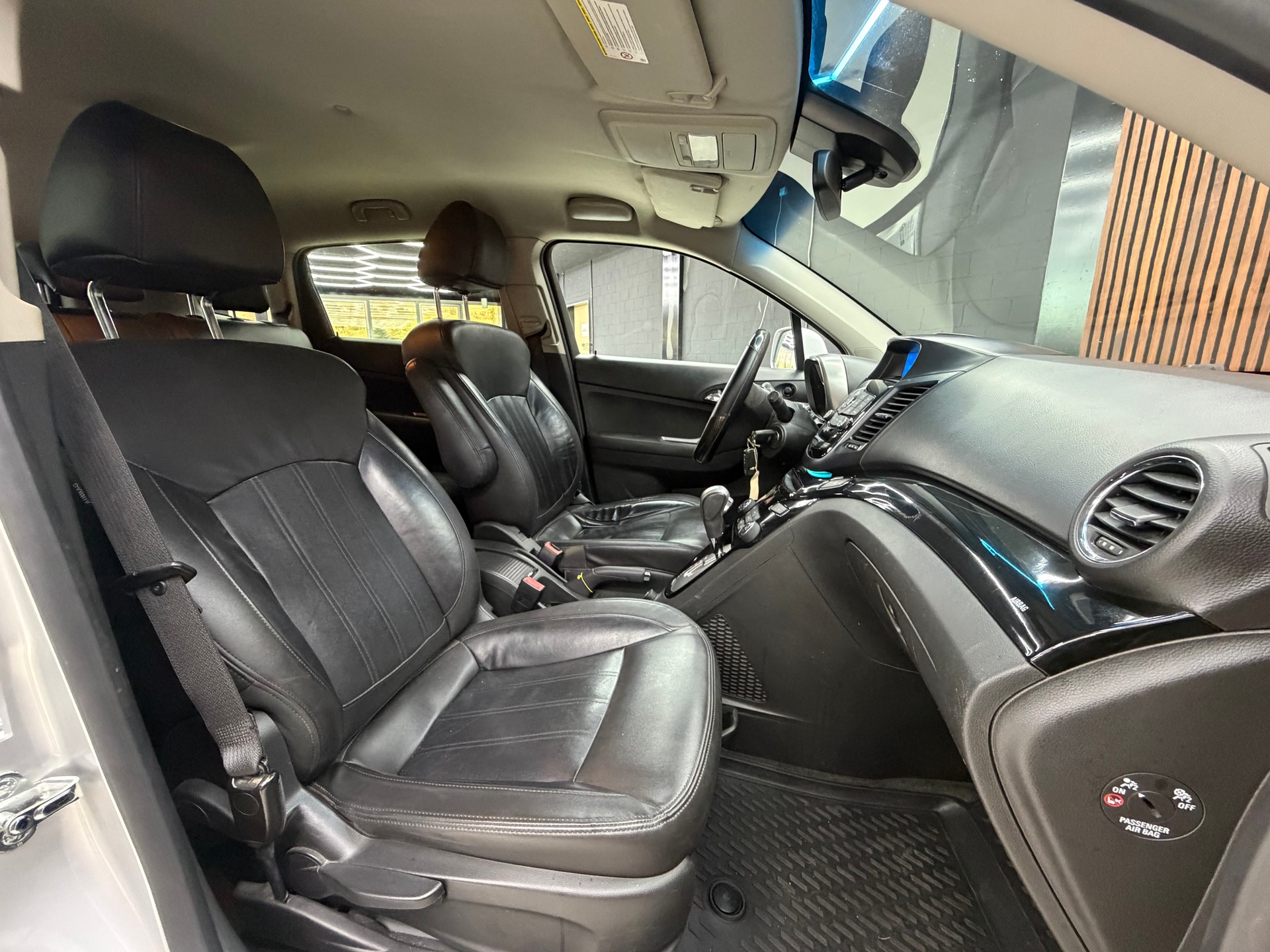 CHEVROLET Orlando 2.0 VCDi LTZ Automatic 7 Sitzer-image-11